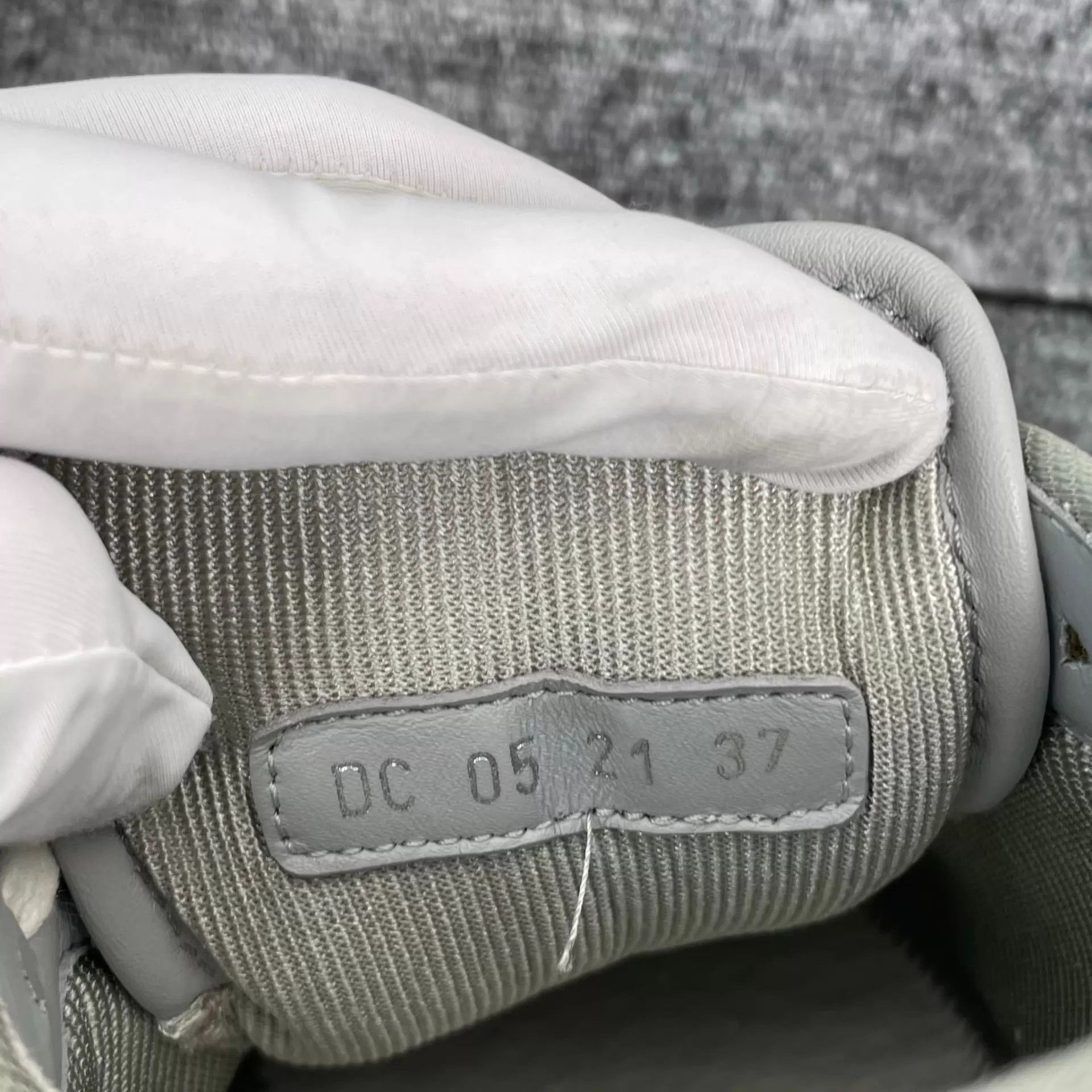 Dior Dior Gray Oblique Sneaker Size US 6.5 / IT 36.5 - 7 Thumbnail