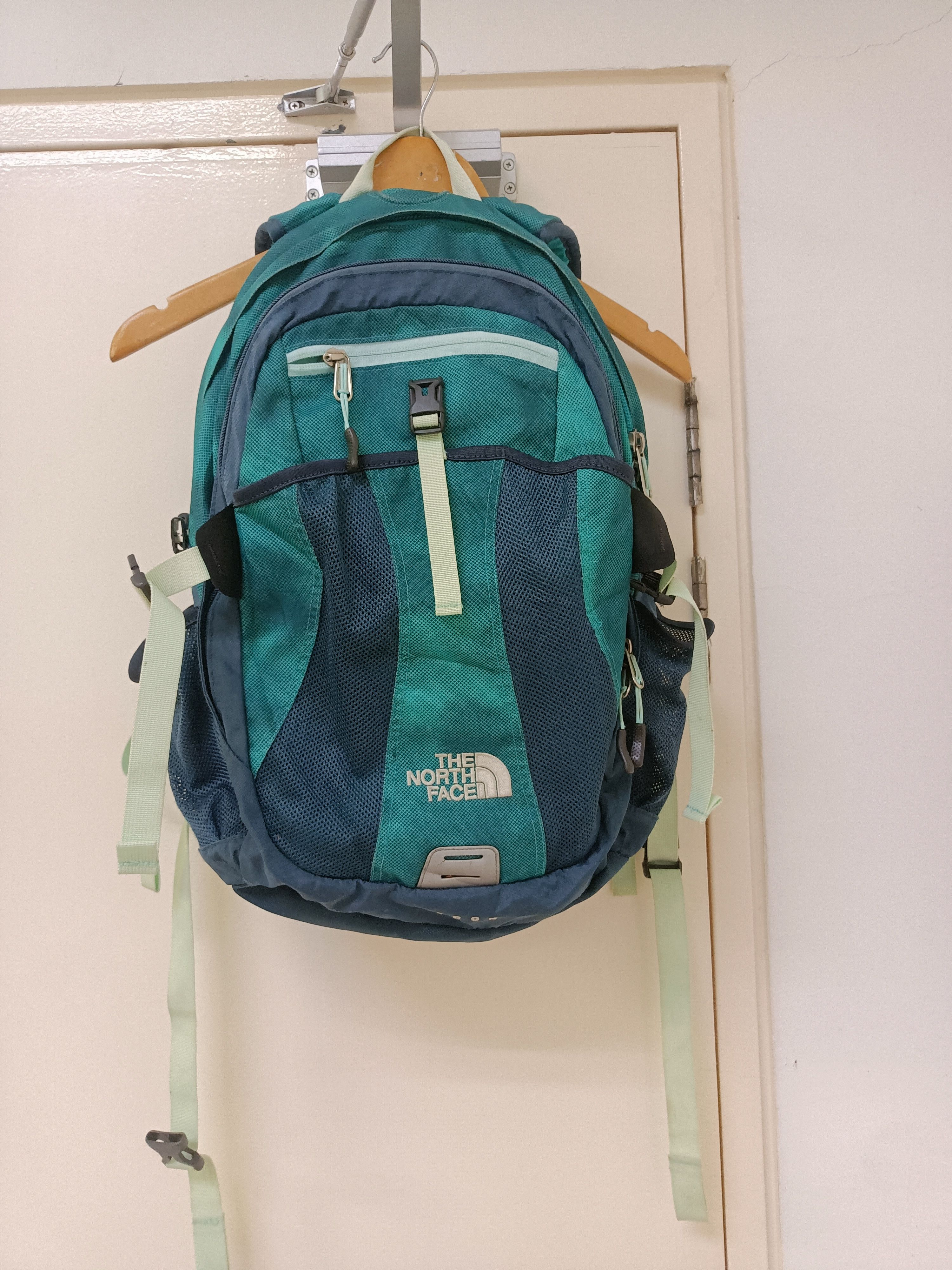 The North Face The North Face Recon 30L Backpack Size ONE SIZE - 1 Thumbnail
