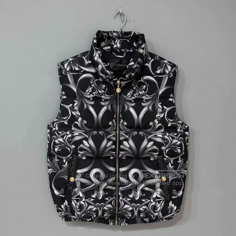 Versace Versace Baroque vest jacket Size US M / EU 48-50 / 2 - 1 Thumbnail