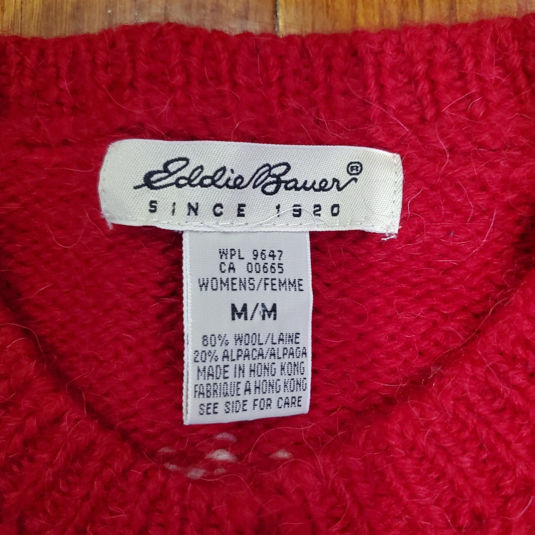 Eddie Bauer VINTAGE Eddie Bauer Cardigan Sweater Womens M Red Fair Isle Wool Alpaca Christmas Ski 90s Womens Size M / US 6-8 / IT 42-44 - 6 Thumbnail
