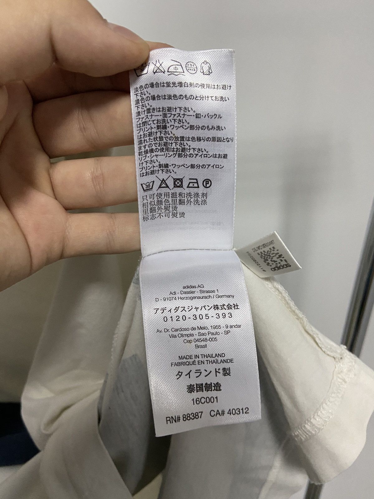 Vintage × Y-3 × Yohji Yamamoto Y-3 Yohji Yamamoto big logo tee vintage Japanese designer Size US M / EU 48-50 / 2 - 7 Thumbnail