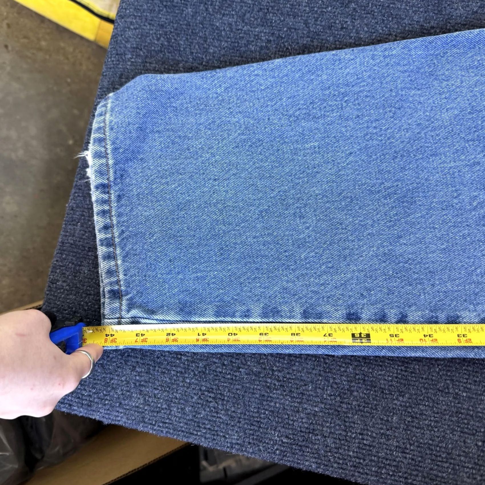 Vintage L.L. Bean Jeans Mens 44x34 Light Wash Blue Denim Relaxed Straight Fit Casual Men Jeans Size US 44 / EU 60 - 7 Thumbnail
