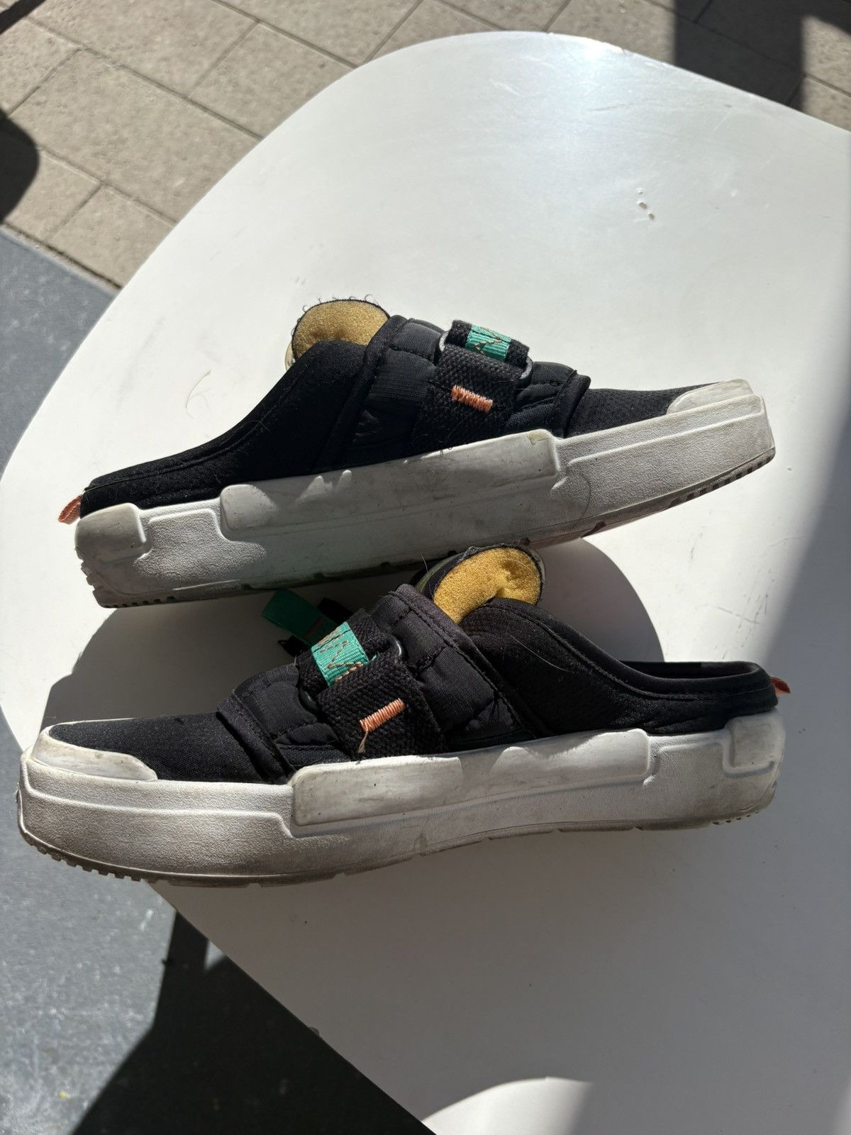 Nike Nike Offline Black Menta Slides / Slip Ons Size US 8.5 / EU 41-42 - 2 Thumbnail