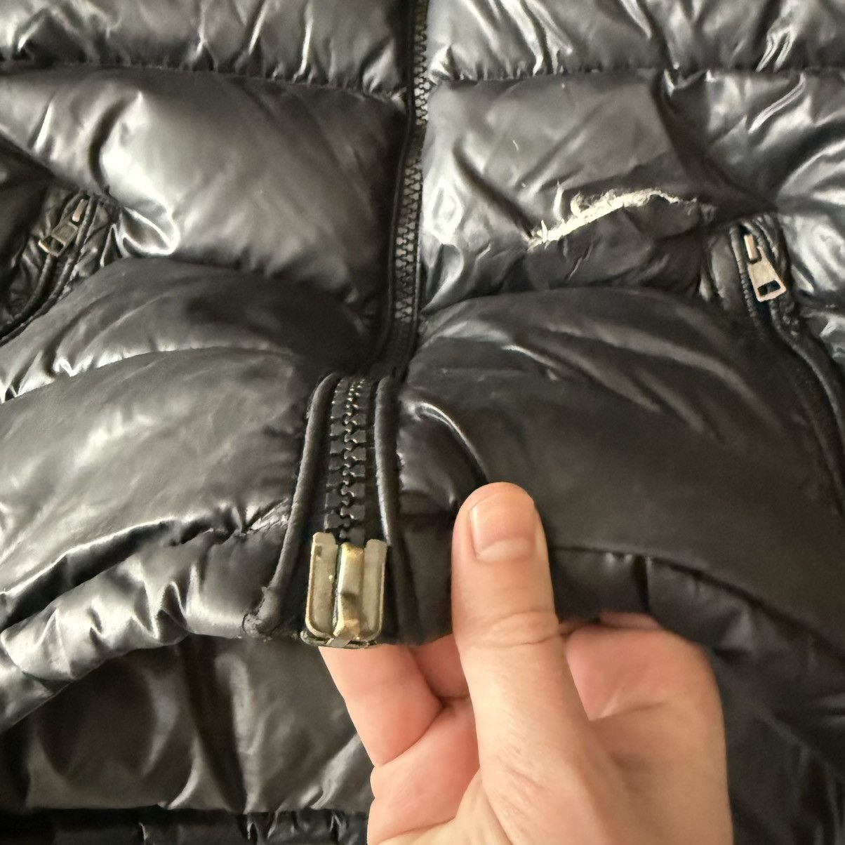 Moncler Moncler Maya jacket size 4 black with damage Size US L / EU 52-54 / 3 - 5 Thumbnail