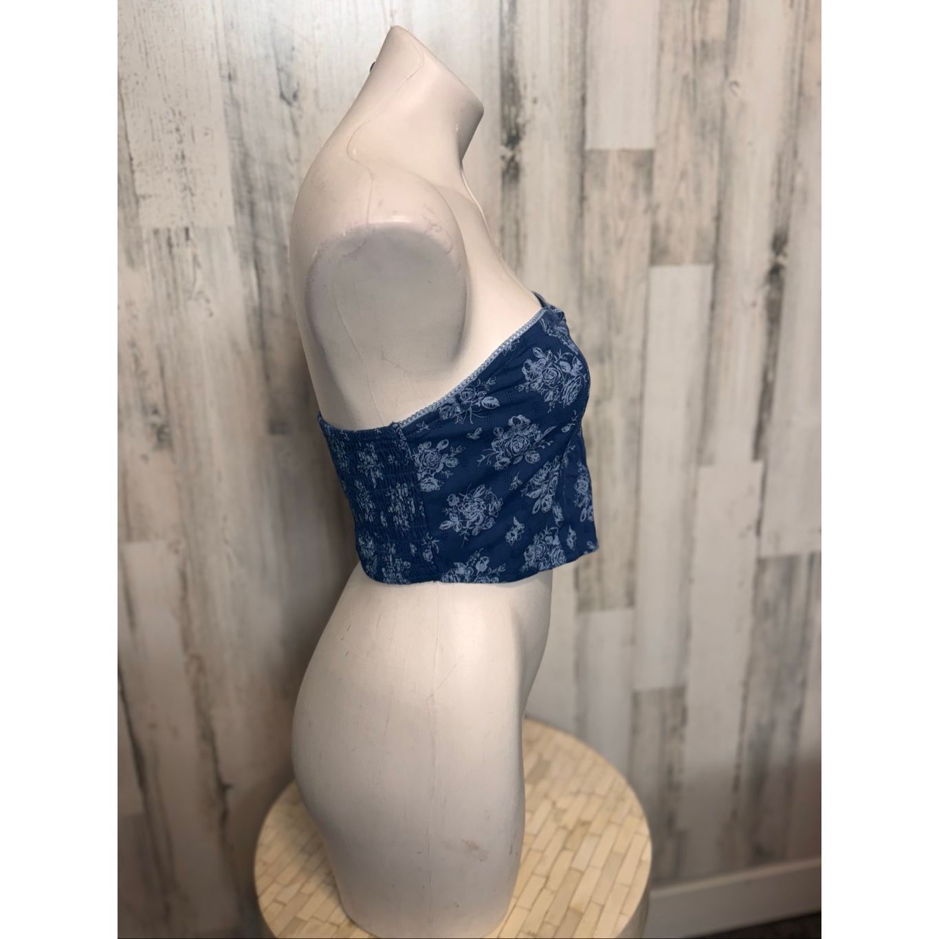 Forever 21 Forever 21 Blue Floral Strapless Smocked Tube Top – Size M Size M / US 6-8 / IT 42-44 - 8 Thumbnail