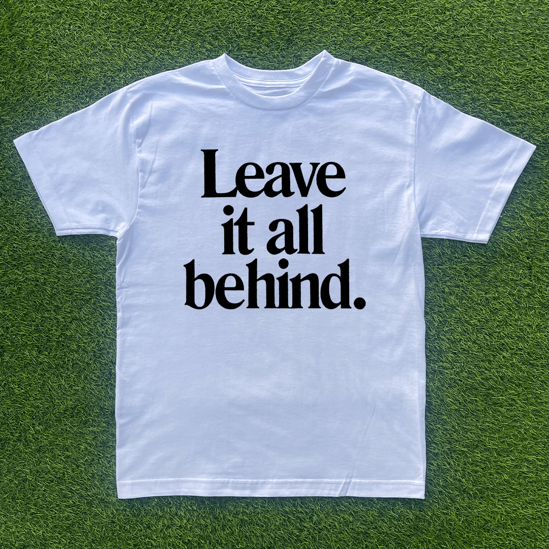 Vintage LEAVE IT ALL BEHIND TSHIRT Size US S / EU 44-46 / 1 - 1 Preview