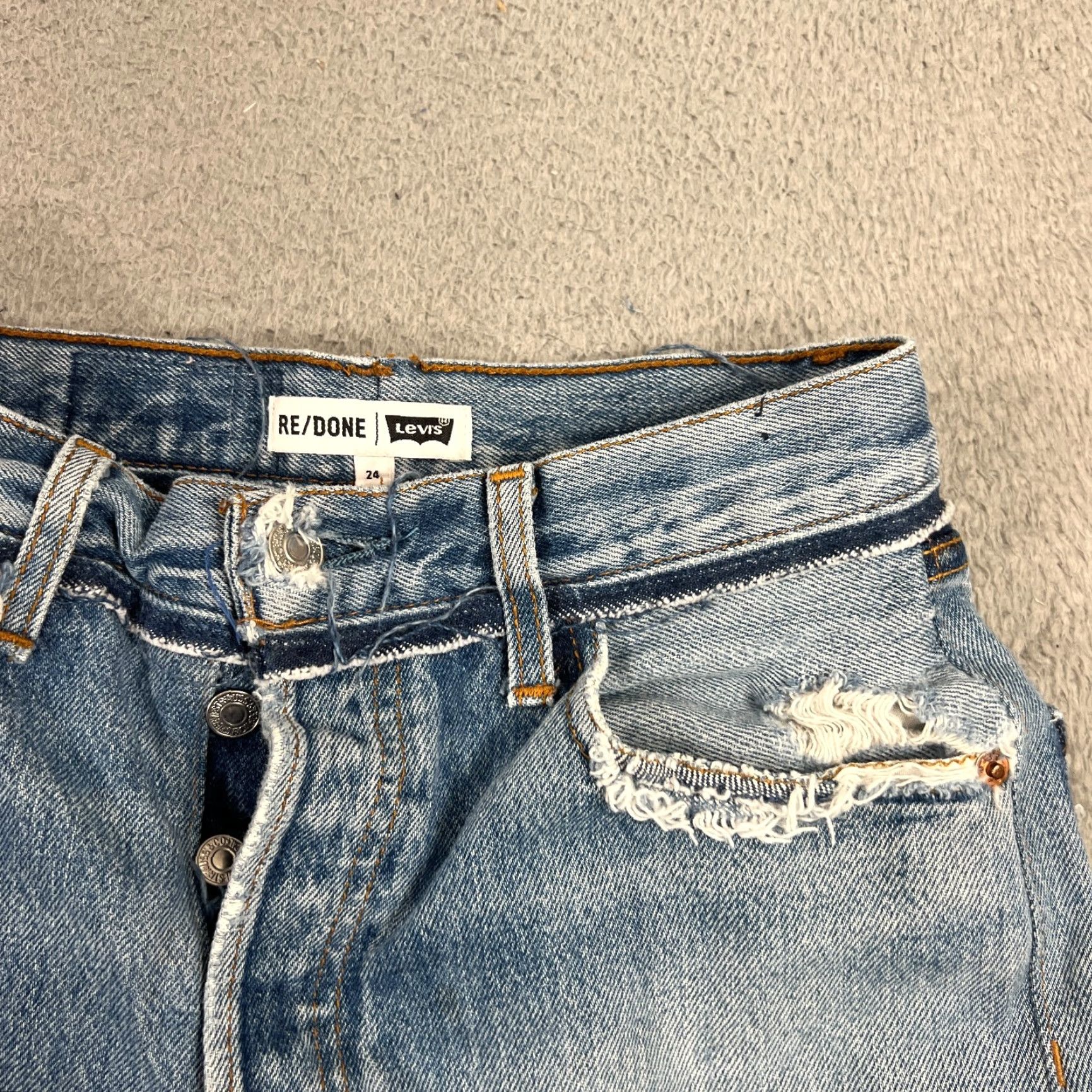Vintage VINTAGE RE/DONE Levi's Women's Denim Boy Shorts Size 24 Cut-Off USA Size 42" / US 20 - 6 Thumbnail