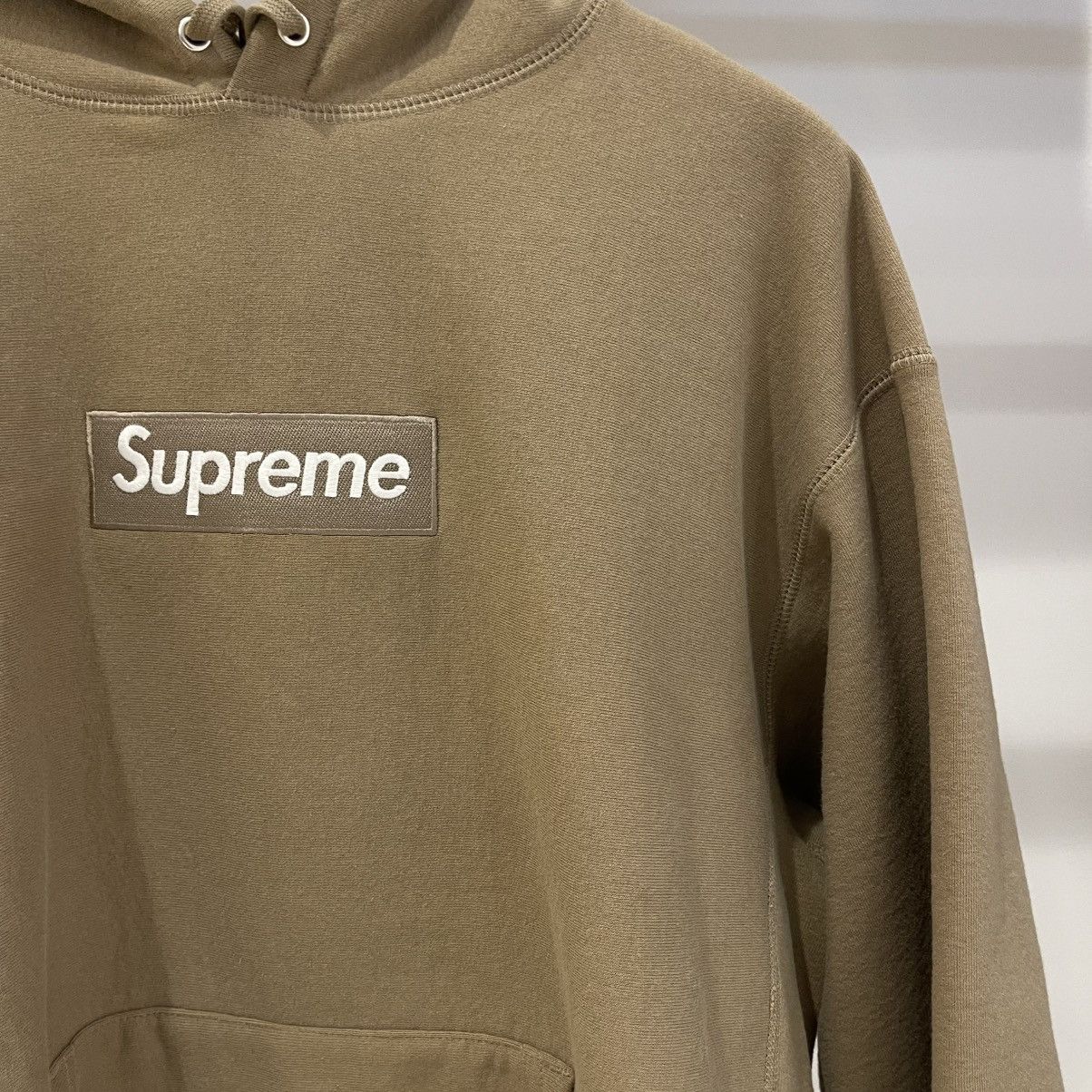 Supreme Supreme Box Logo Hooded Sweatshirt (FW23) Size US L / EU 52-54 / 3 - 2 Thumbnail