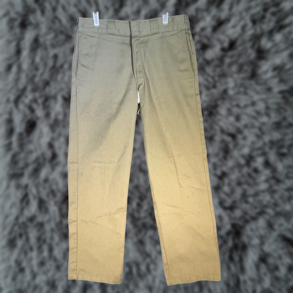 Dickies Dickies 874 Original Fit Pants Mens 30x32 Khaki Work Twill Straight Leg 874KH Size US 30 / EU 46 - 1 Thumbnail