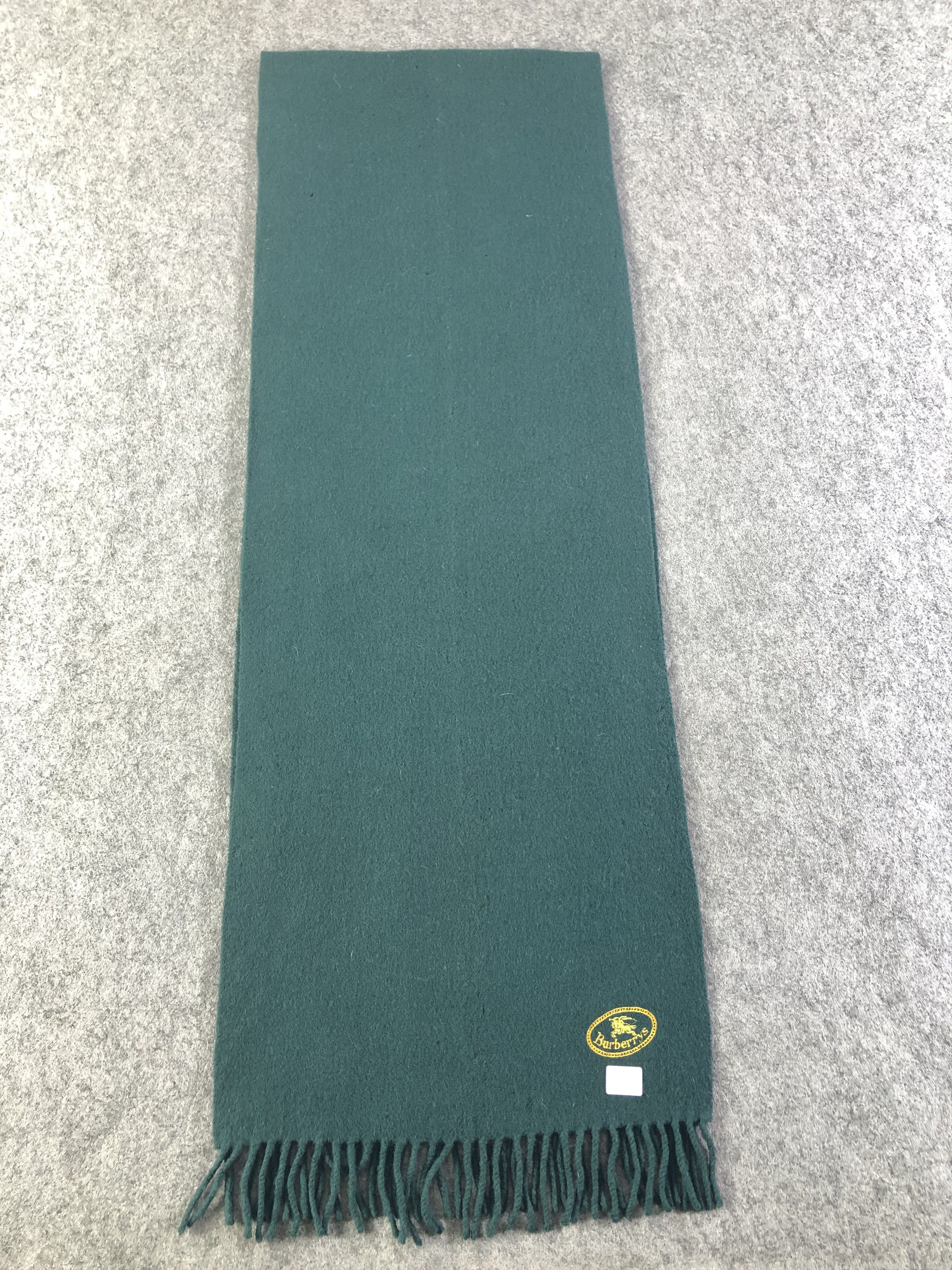 Burberry Burberrys Scarf / Muffler / Neckwear Size ONE SIZE - 2 Thumbnail