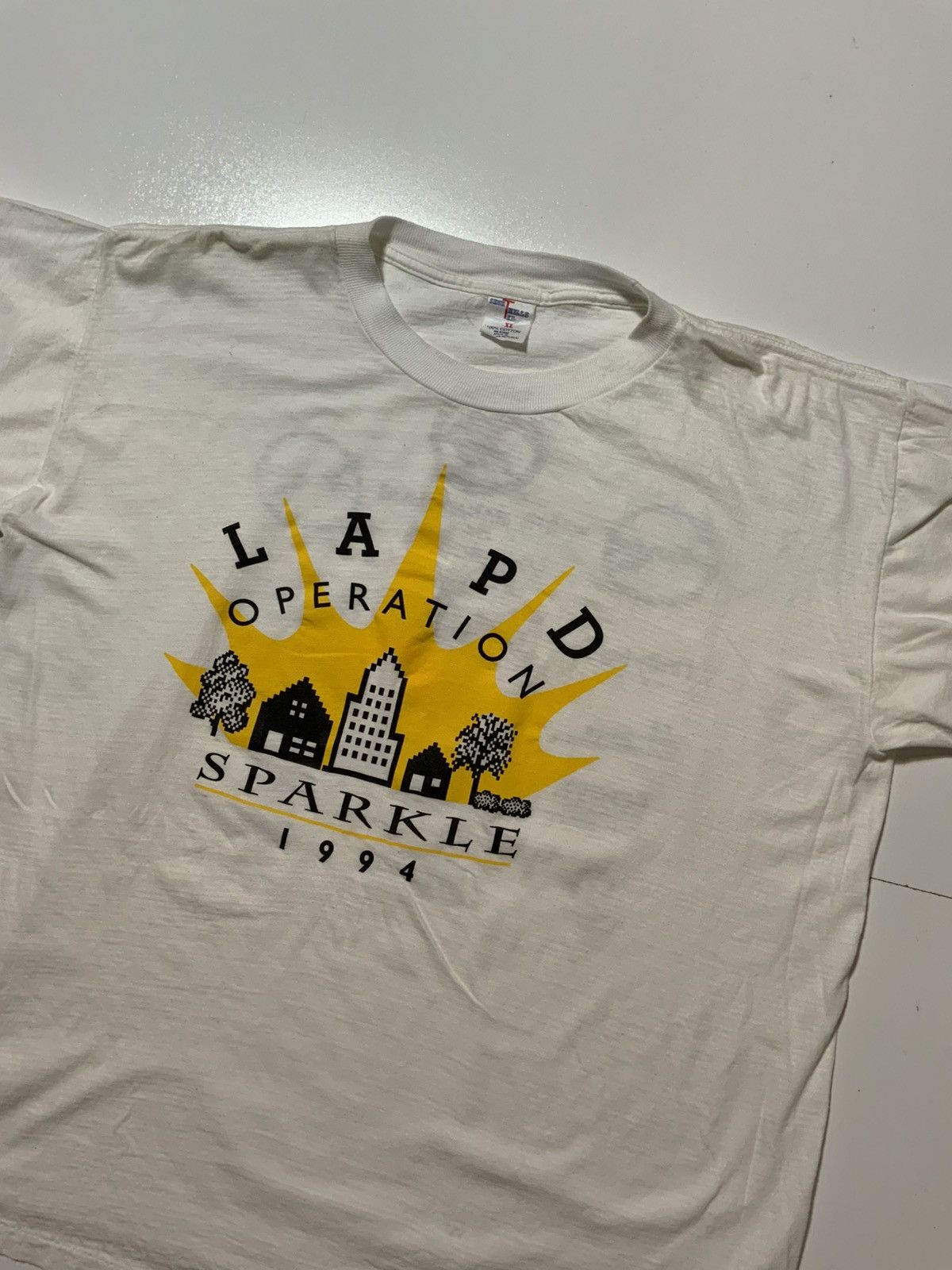 Vintage Vintage 1994 Los Angeles Police LAPD Single Stitch T-Shirt Size US XL / EU 56 / 4 - 4 Thumbnail