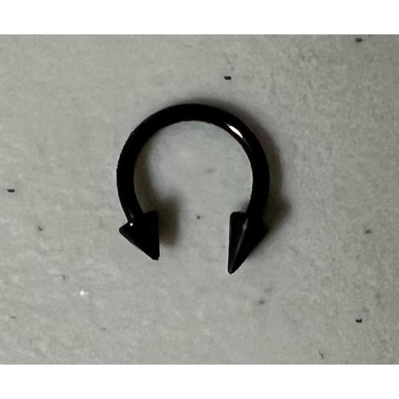 Japanese Brand × Jewelry × Vintage Black Spiked Curved Horseshoe Septum Earring Body Jewelry 🖤 Size ONE SIZE - 3 Thumbnail