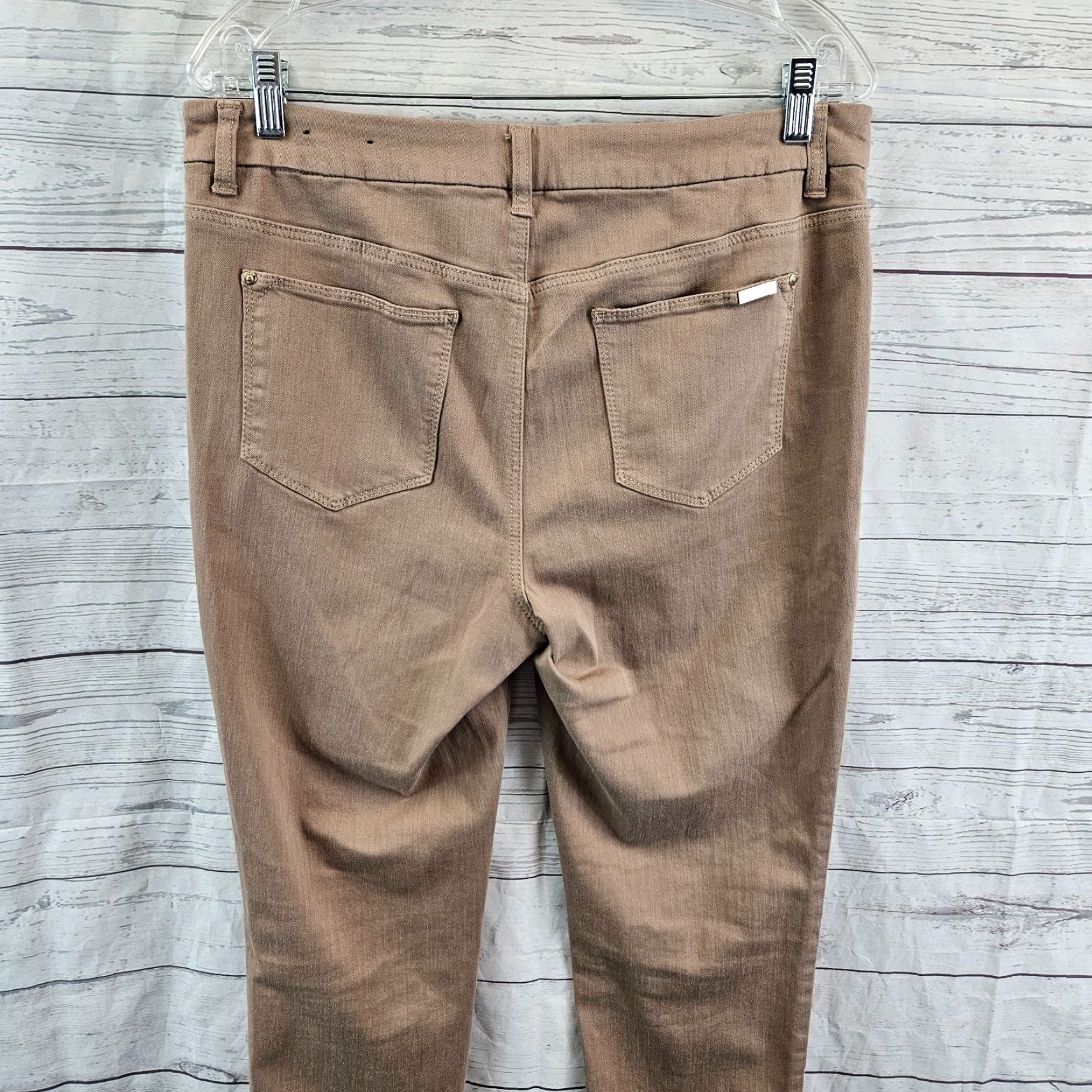 Vintage Chico's Womens So Slimming Girlfriend Ankle Jeans Sz 8 Tan Mid Rise Cotton Blend Jeans Womens 8 Brown Ankle Slimming (Chico's) Size 30" / US 8 / IT 44 - 4 Thumbnail