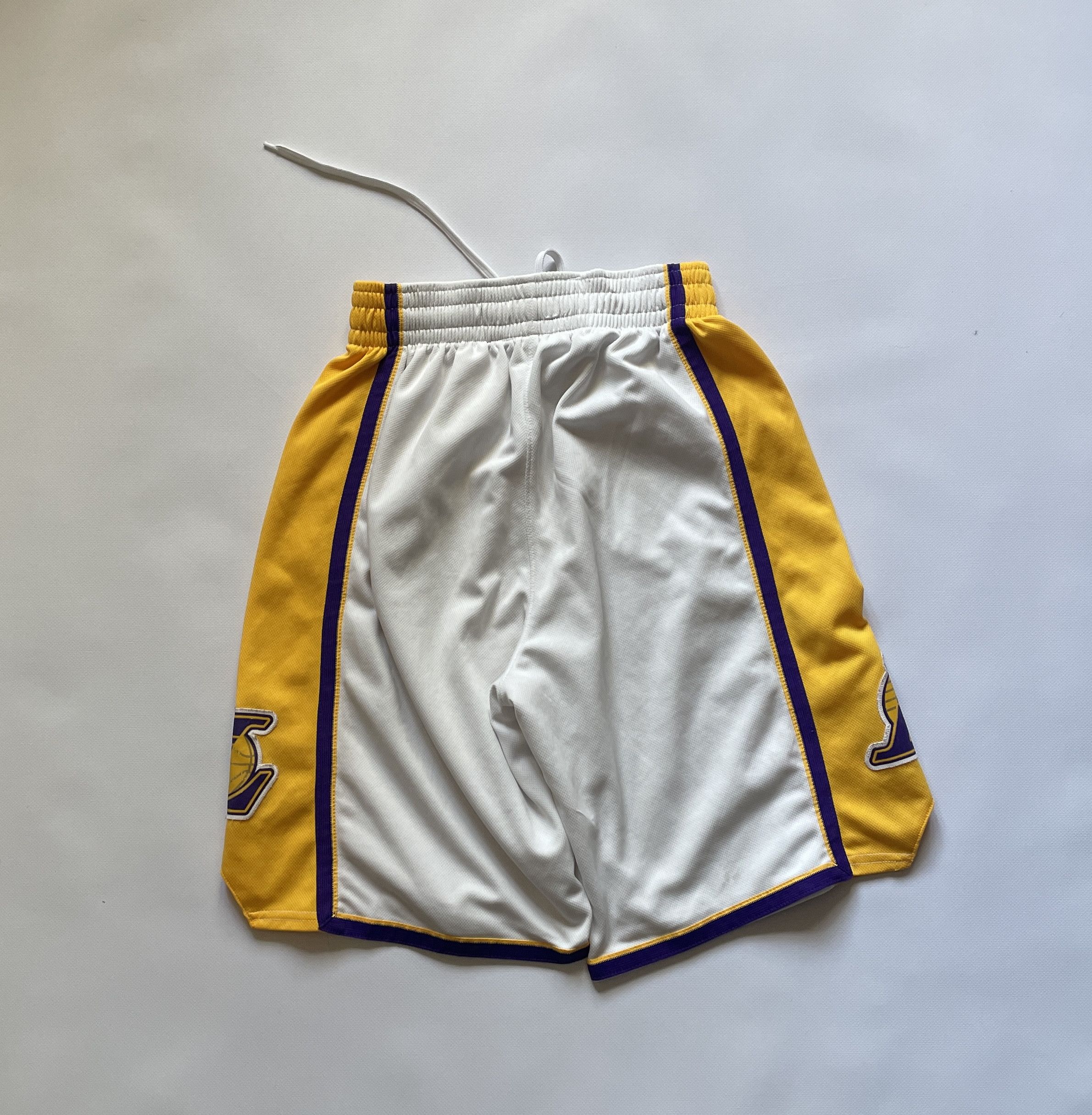 Adidas Los Angeles Lakers Basketball Shorts NBA Size US 30 / EU 46 - 2 Thumbnail