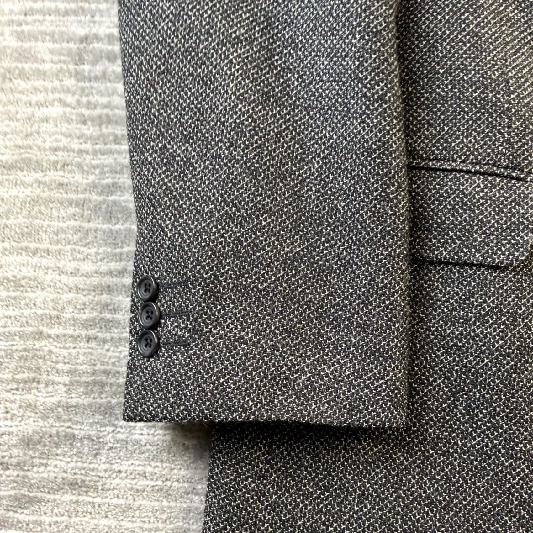 Yves Saint Laurent VINTAGE Saint Laurent Blazer Mens 44 Wool Black Single-Breasted 2-Button Notch Lapel Wool Lining Regular Chest 44 Vintage Sports Mens BLAZER Size 44R - 4 Thumbnail