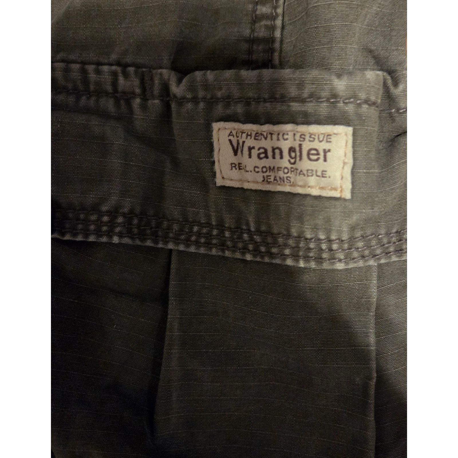 Wrangler Wrangler Authentic issue Camo Green Denim Jeans -Men's 39x30 Size US 39 - 6 Thumbnail