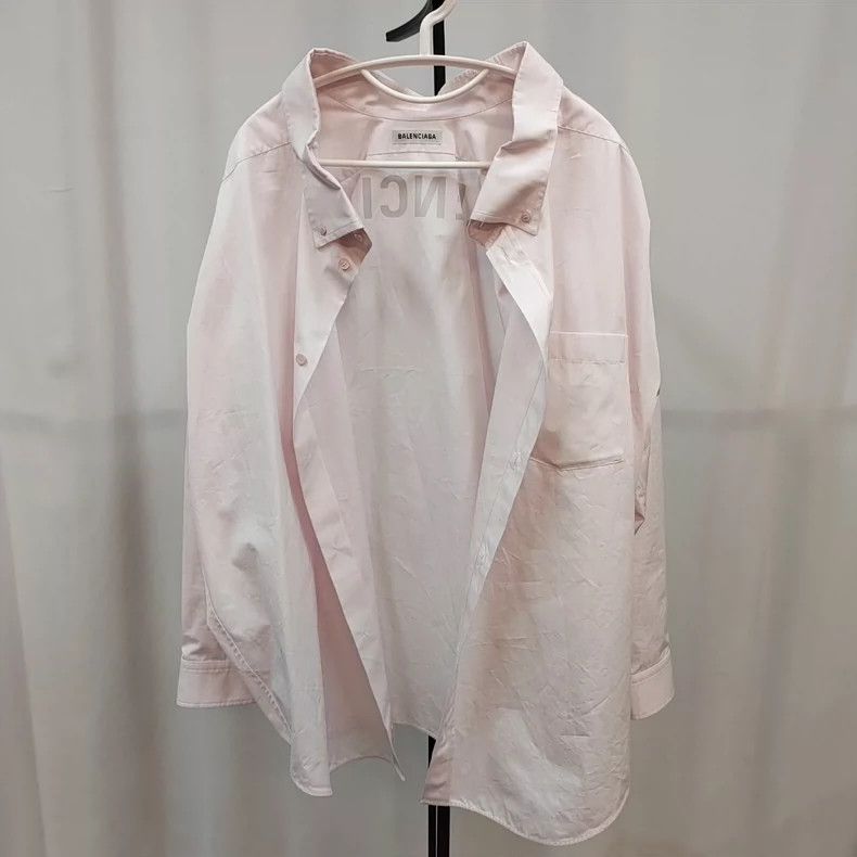 Balenciaga Balenciaga size 34 Letter logo shirt 2502-Nextarrow Size US M / EU 48-50 / 2 - 1 Thumbnail