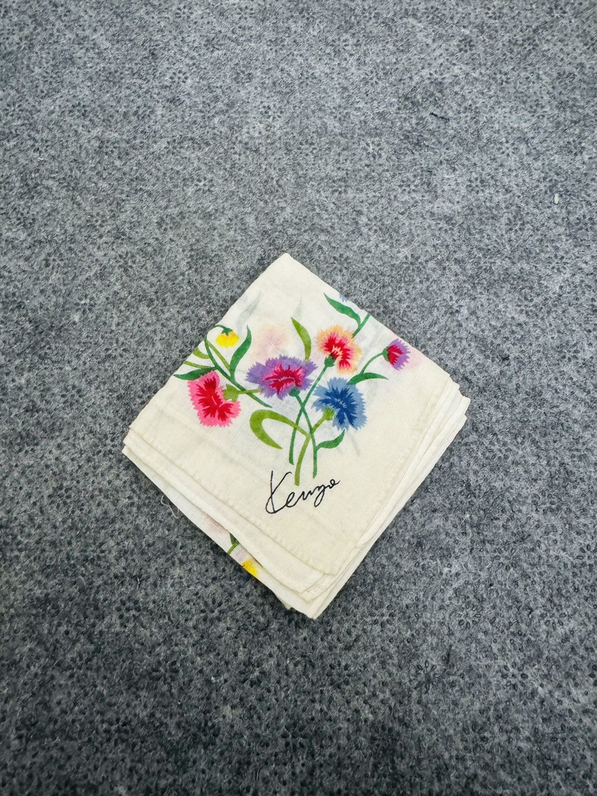 Kenzo × Vintage COMBO KENZO HANDKERCHIEF Size ONE SIZE - 5 Thumbnail