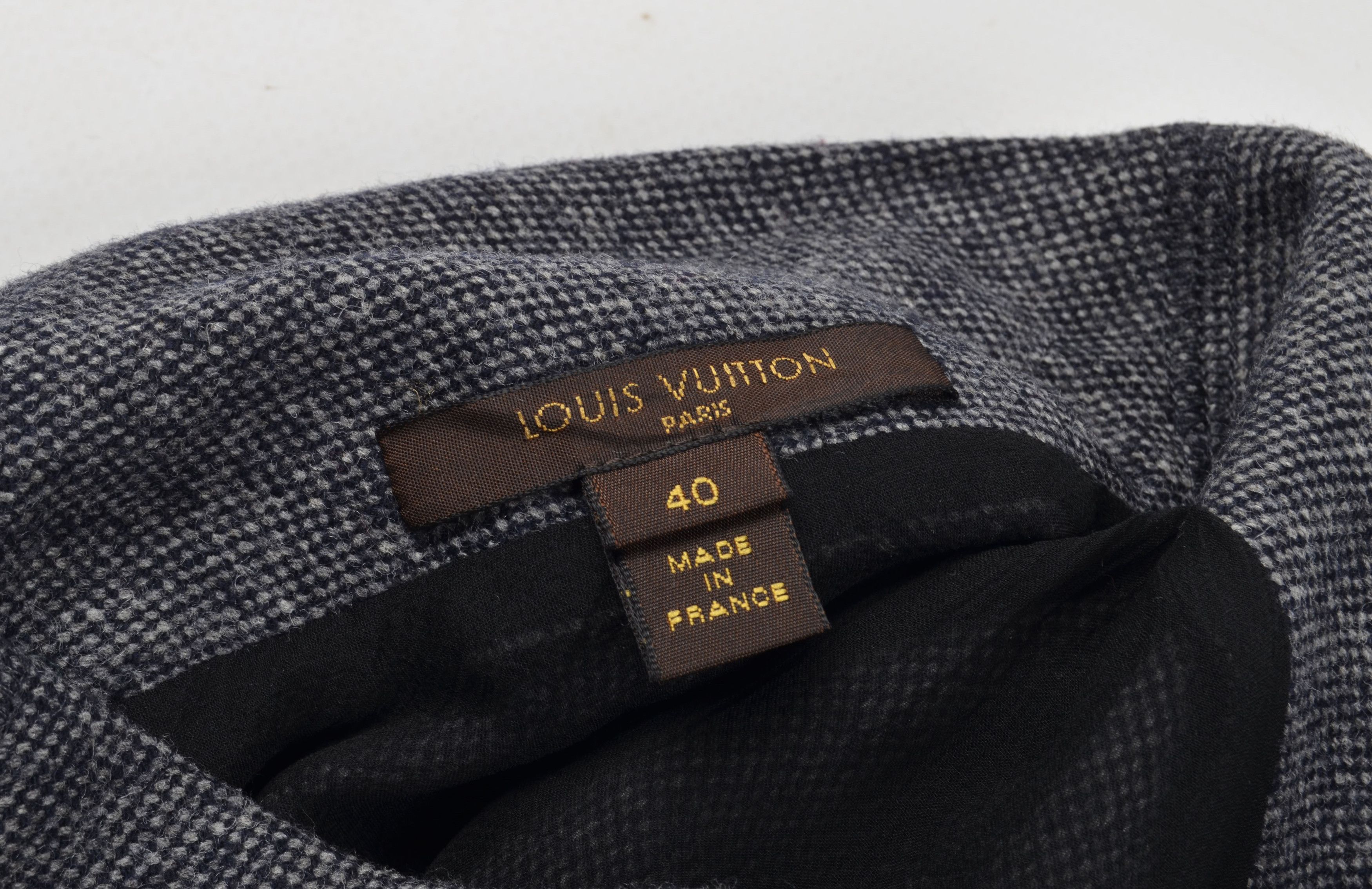 Louis Vuitton Louis Vuitton Paris Wool Blend 3/4 Sleeve Cowl Neck Top Size S / US 4 / IT 40 - 7 Thumbnail