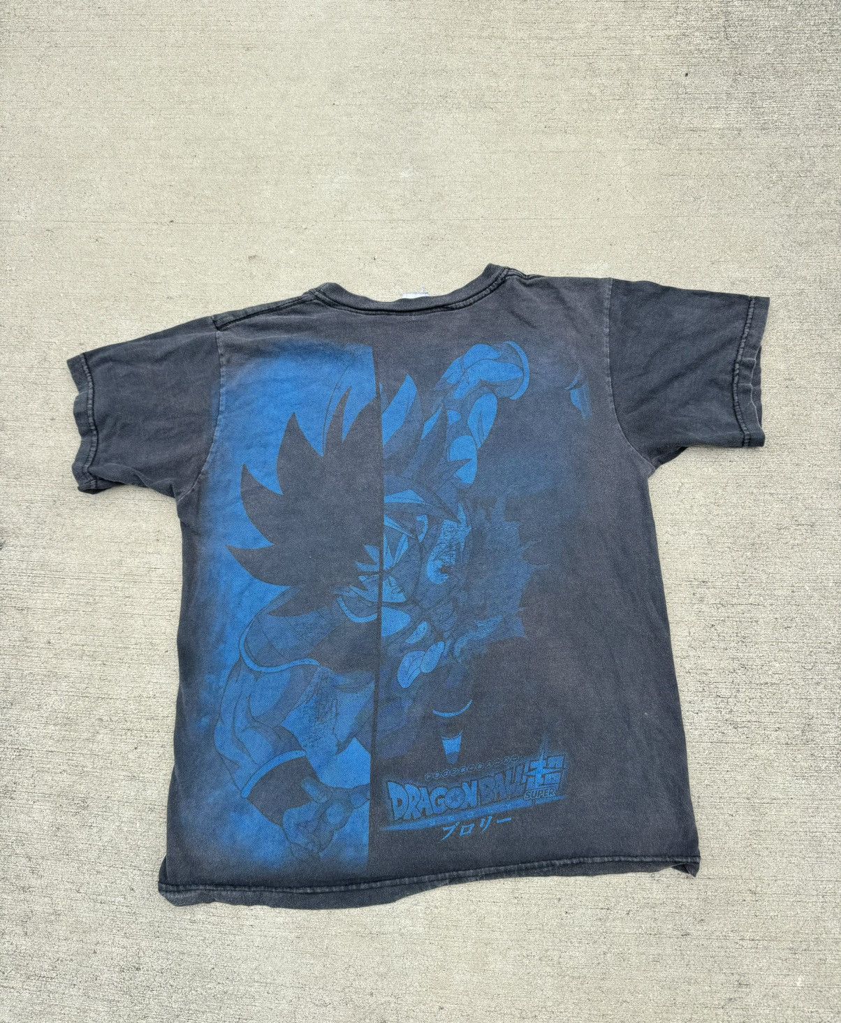 Anime Rare 00s vintage Dragon Ball Z Broly AOP anime fader Size US S / EU 44-46 / 1 - 2 Thumbnail