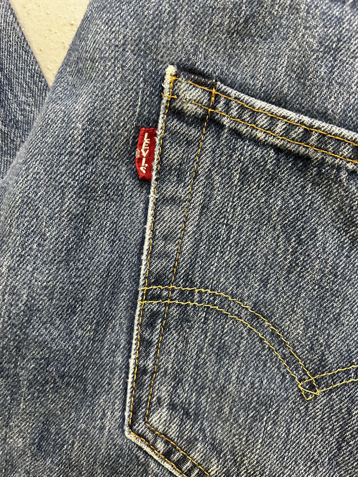 Designer Levi's 501 Original Fit Jeans - Vintage Blue Denim Size US 33 - 5 Thumbnail