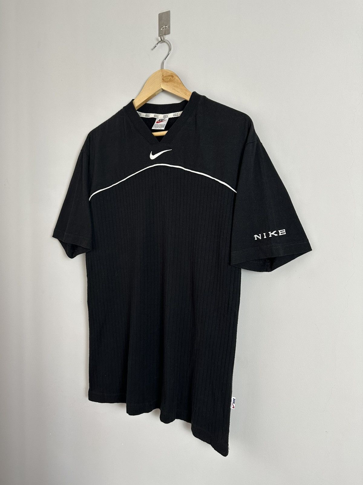 Nike × Vintage Nike 90s Ribbed Tee Made in Italy V-Neck Vintage Swoosh M Size US M / EU 48-50 / 2 - 2 Thumbnail