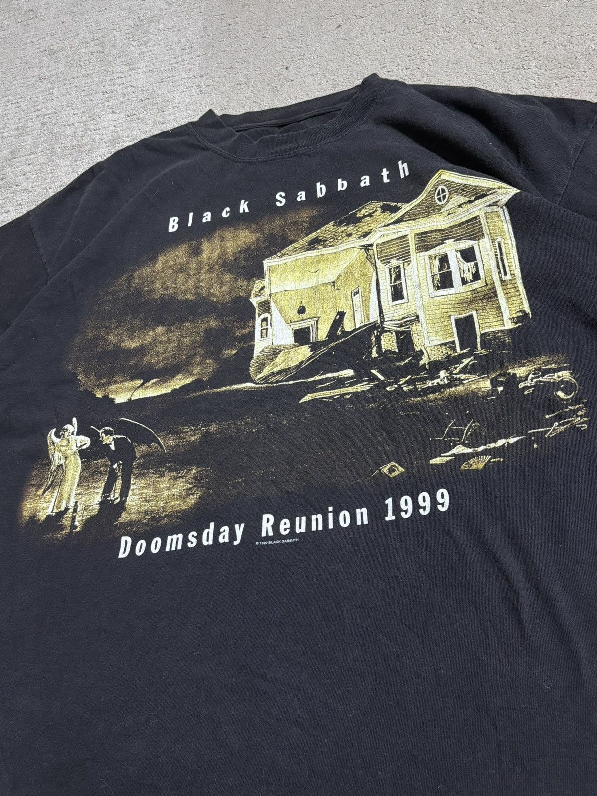 Vintage Vintage 1999 Black Sabbath Doomsday Reunion Tee Size US XL / EU 56 / 4 - 4 Thumbnail