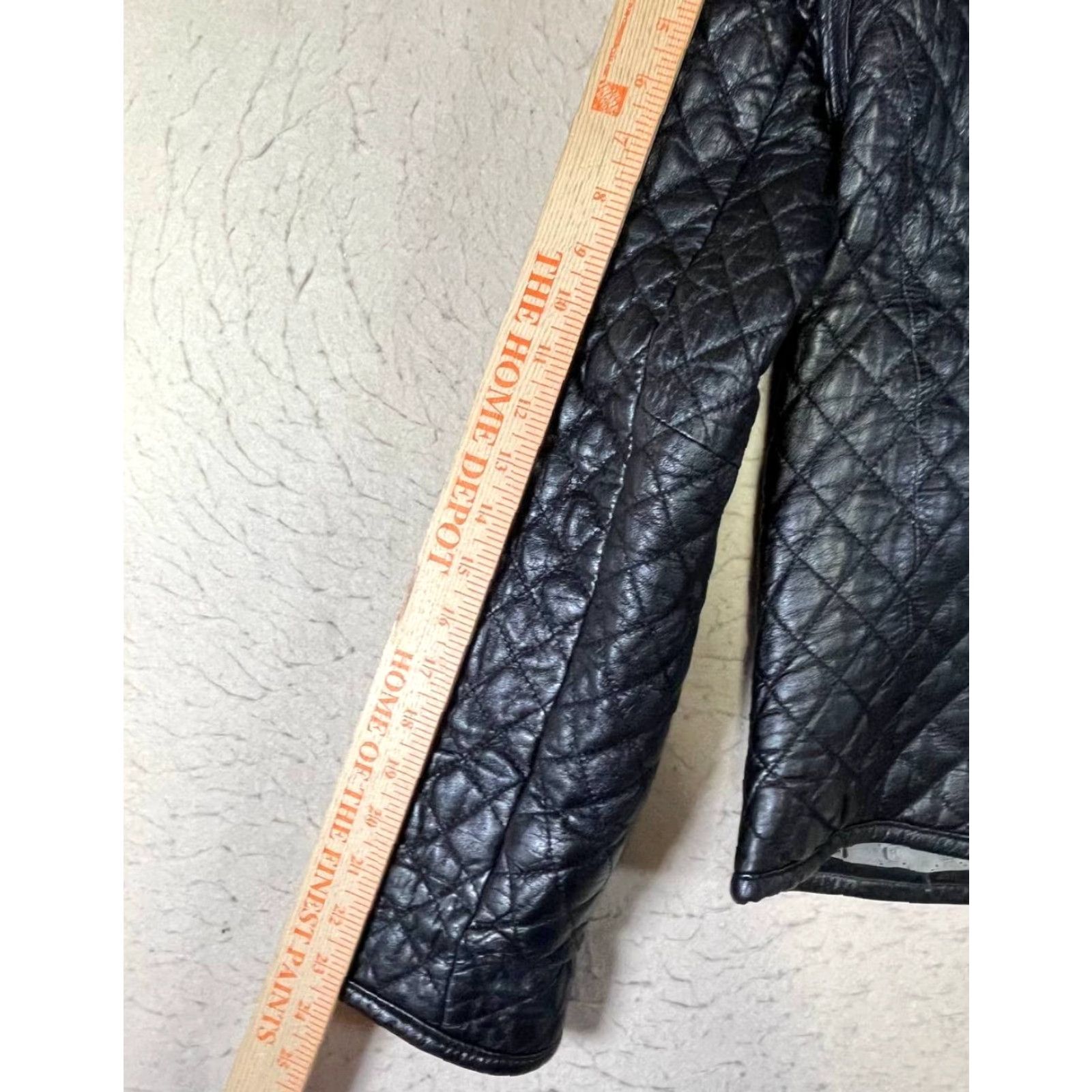 Vintage Kenneth Cole Reaction Jacket Womens Leather Quilted Black M Size Womens Regular Leather Basic Jacket Dresses? Size M / US 6-8 / IT 42-44 - 5 Thumbnail