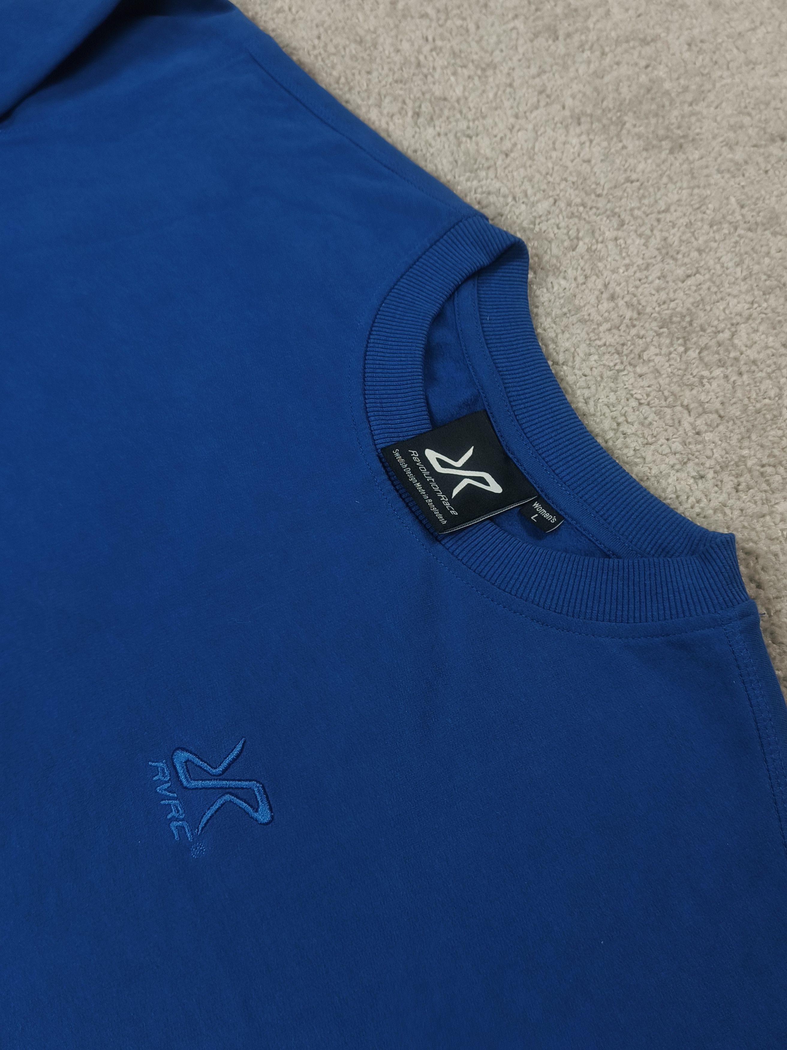 Other RevolutionRace Blue Cropped Outdoor Women's Casual Crewneck Size L / US 10 / IT 46 - 2 Thumbnail