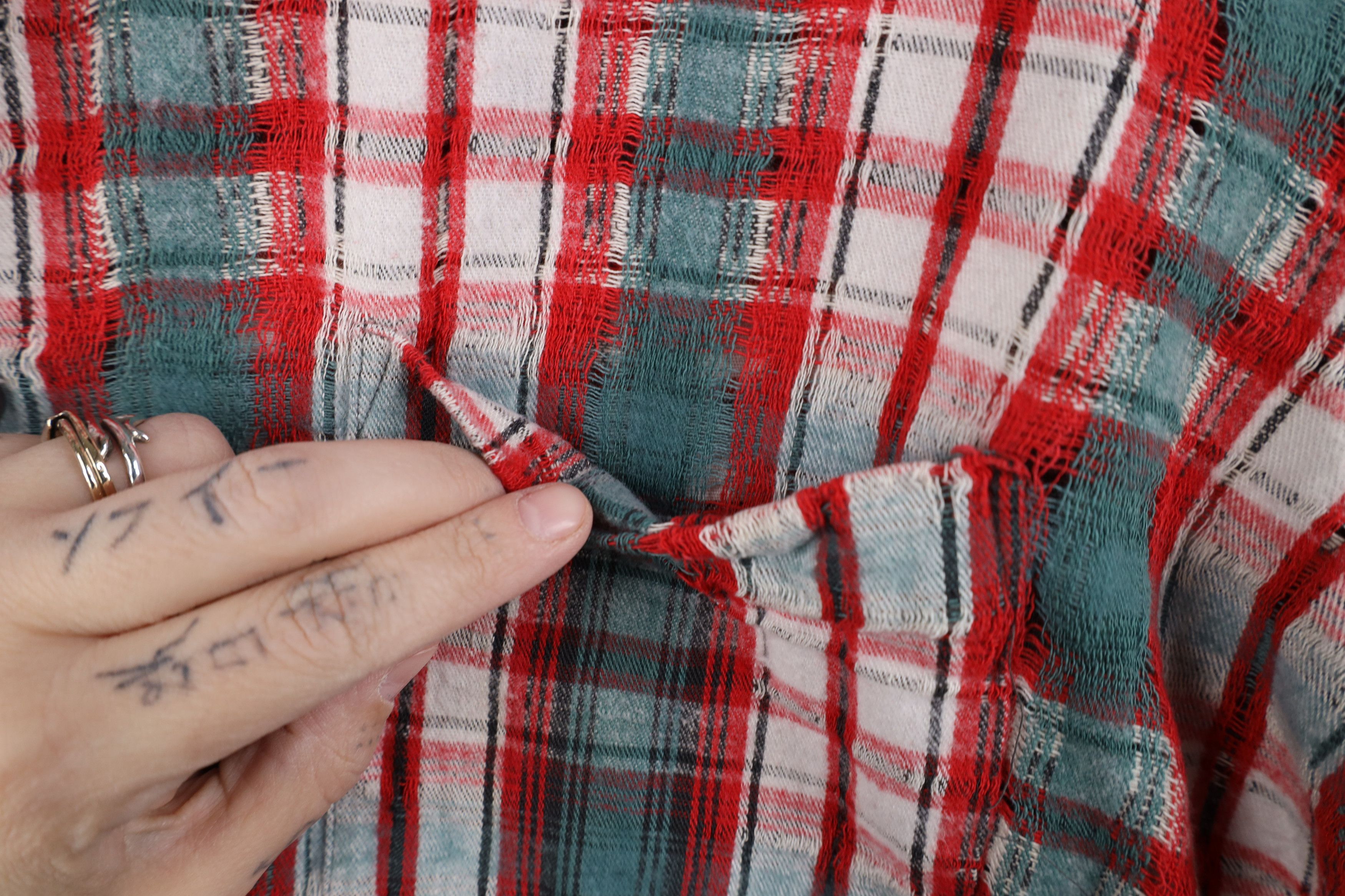 Vintage Vintage 70s Streetwear Gauzy Cotton Flannel Button Shirt Size US M / EU 48-50 / 2 - 4 Thumbnail