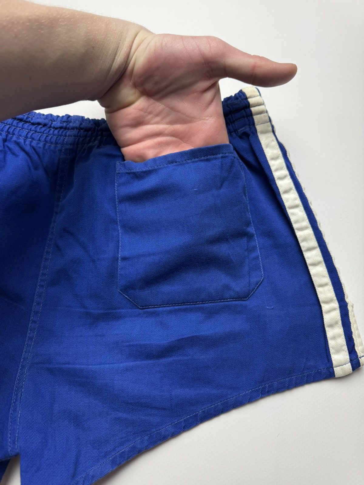 Adidas Vintage 80s Adidas Yugoslavia Cotton Sprinter Shorts — Blue Size US 33 - 10 Thumbnail