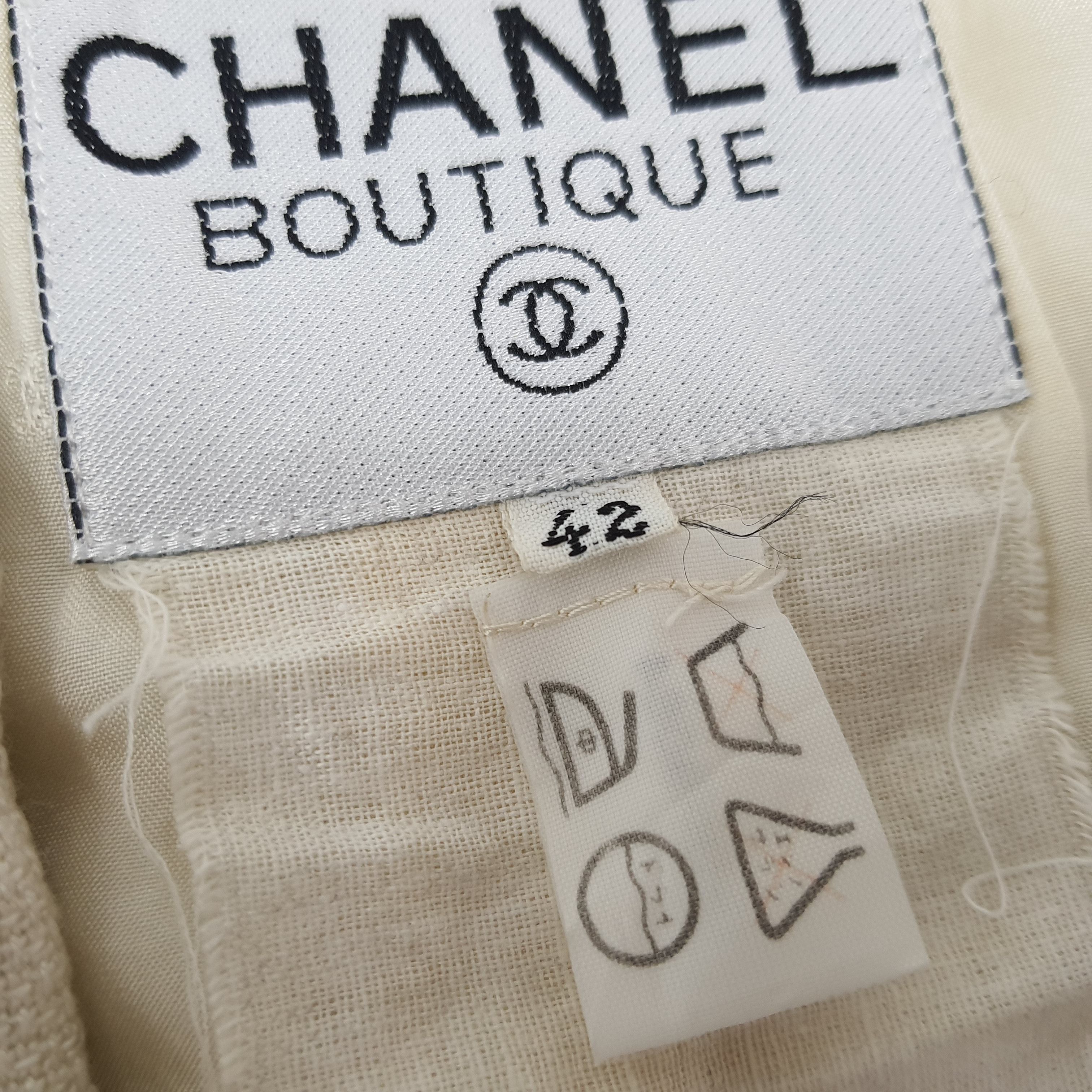 Vintage 80’s Chanel Ivory/Black Tweed Zipper Made In France Jacket Size S / US 4 / IT 40 - 4 Thumbnail