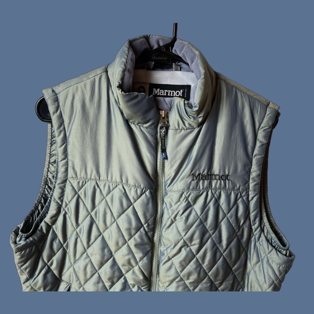 Marmot VINTAGE Marmot Vest Women Large Satin Green Kitzbuhel Full Zip Diamond Quilted Puffer Size L / US 10 / IT 46 - 1 Thumbnail