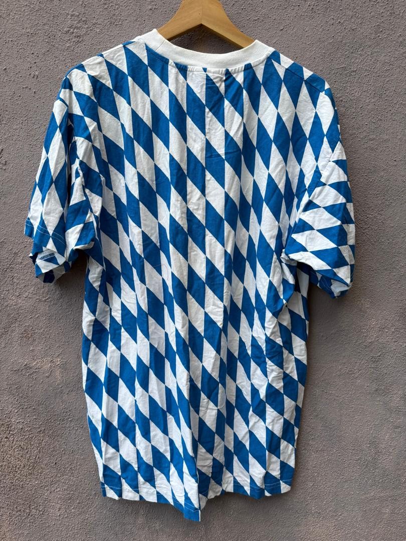 Vintage Vintage OKTOBERFEST MUNCHEN Tshirt Size US M / EU 48-50 / 2 - 4 Thumbnail