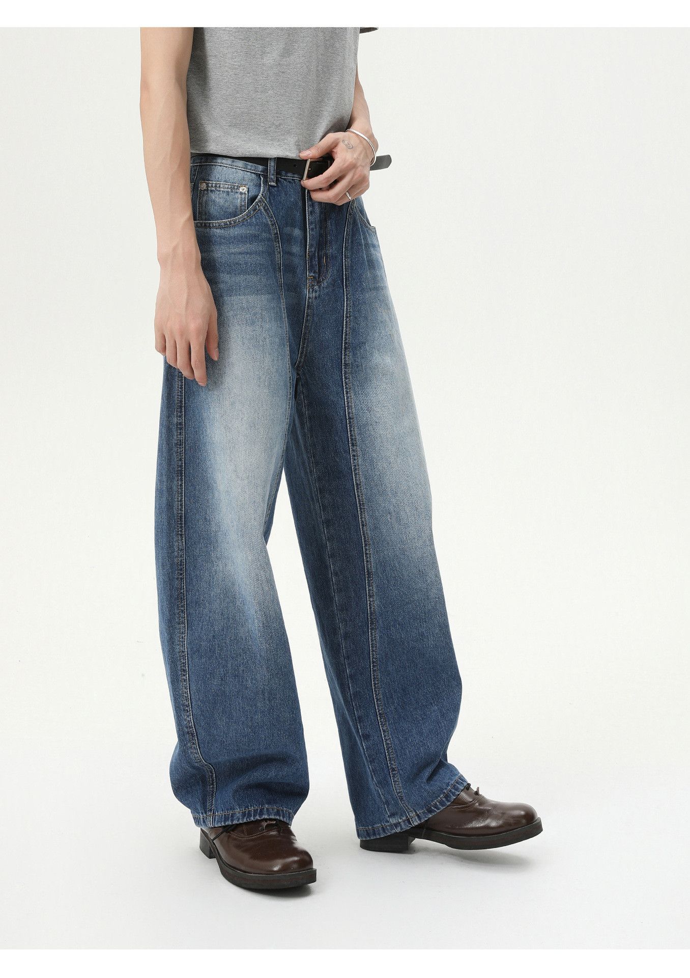 Vintage Men's distressed casual loose wide-leg washed curved jeans Size US 32 / EU 48 - 5 Thumbnail