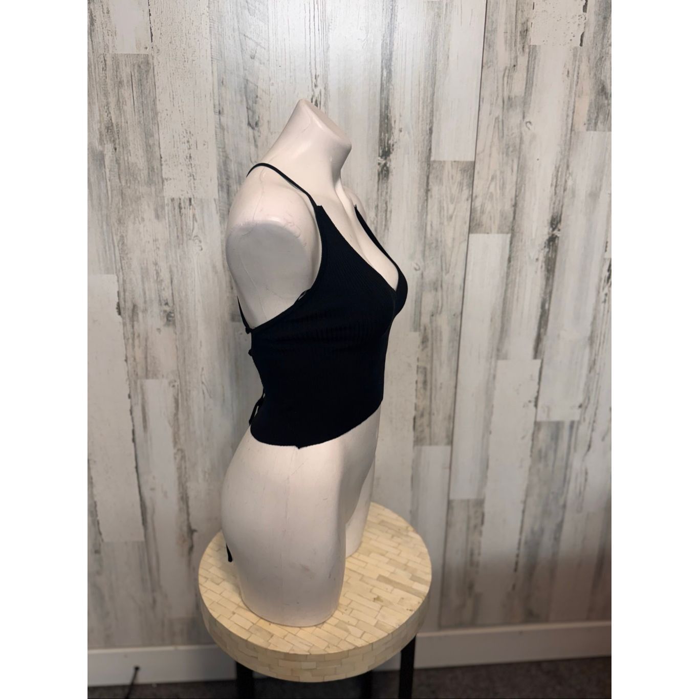 Other Love Tree Black Lace-Up Back Ribbed Crop Top – Size M Size M / US 6-8 / IT 42-44 - 4 Thumbnail
