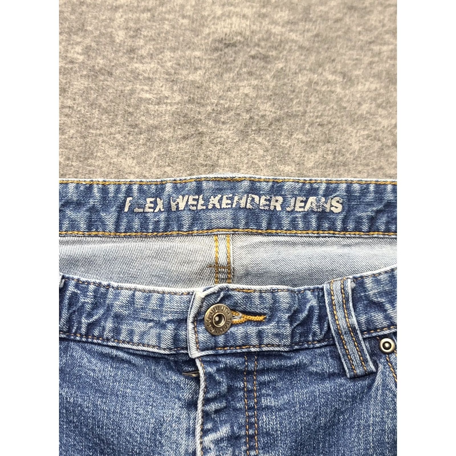 Vintage Duluth Mens Jeans 38x32 Flex Weekender Trim Fit Straight Leg Stretch Denim 5-Pocket Regular Rise Blue Cotton Spandex Durable USA Style Jeans Mens Size US 38 / EU 54 - 2 Thumbnail