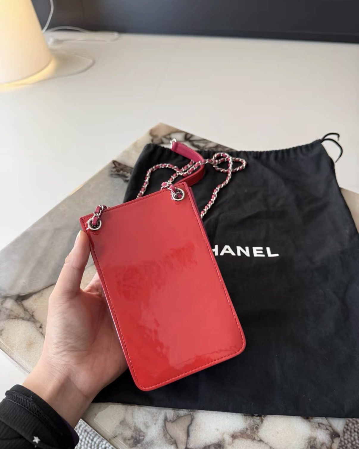 Chanel CHANEL Electric Pink Patent Leather Chain Phone Bag J36 Size ONE SIZE - 5 Thumbnail