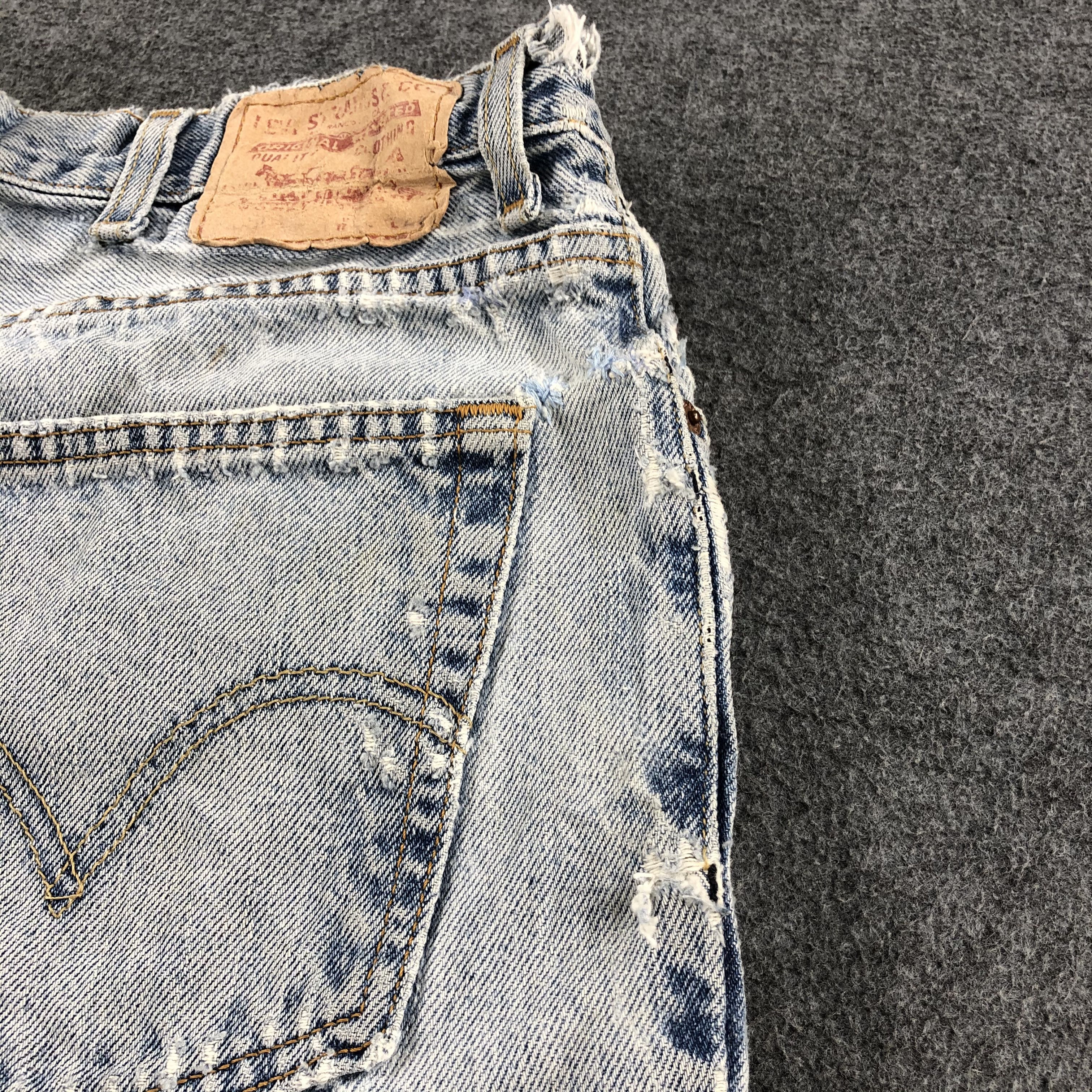 Levi's Vintage Light Wash Levis 550 Jeans-J2541 Size US 37 - 8 Thumbnail