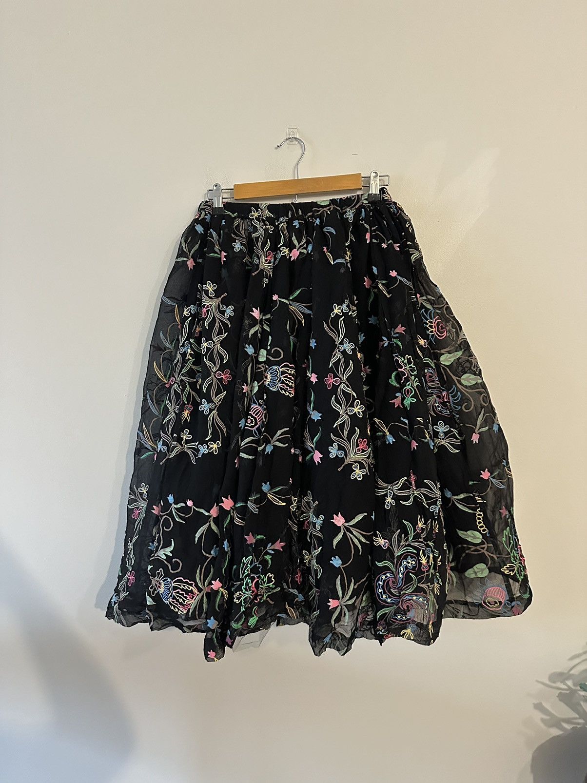 Comme des Garcons NEW Tao Comme Des Garçons Cupro Chiffon Floral Black Skirt Size 27" / US 4 / IT 40 - 3 Thumbnail