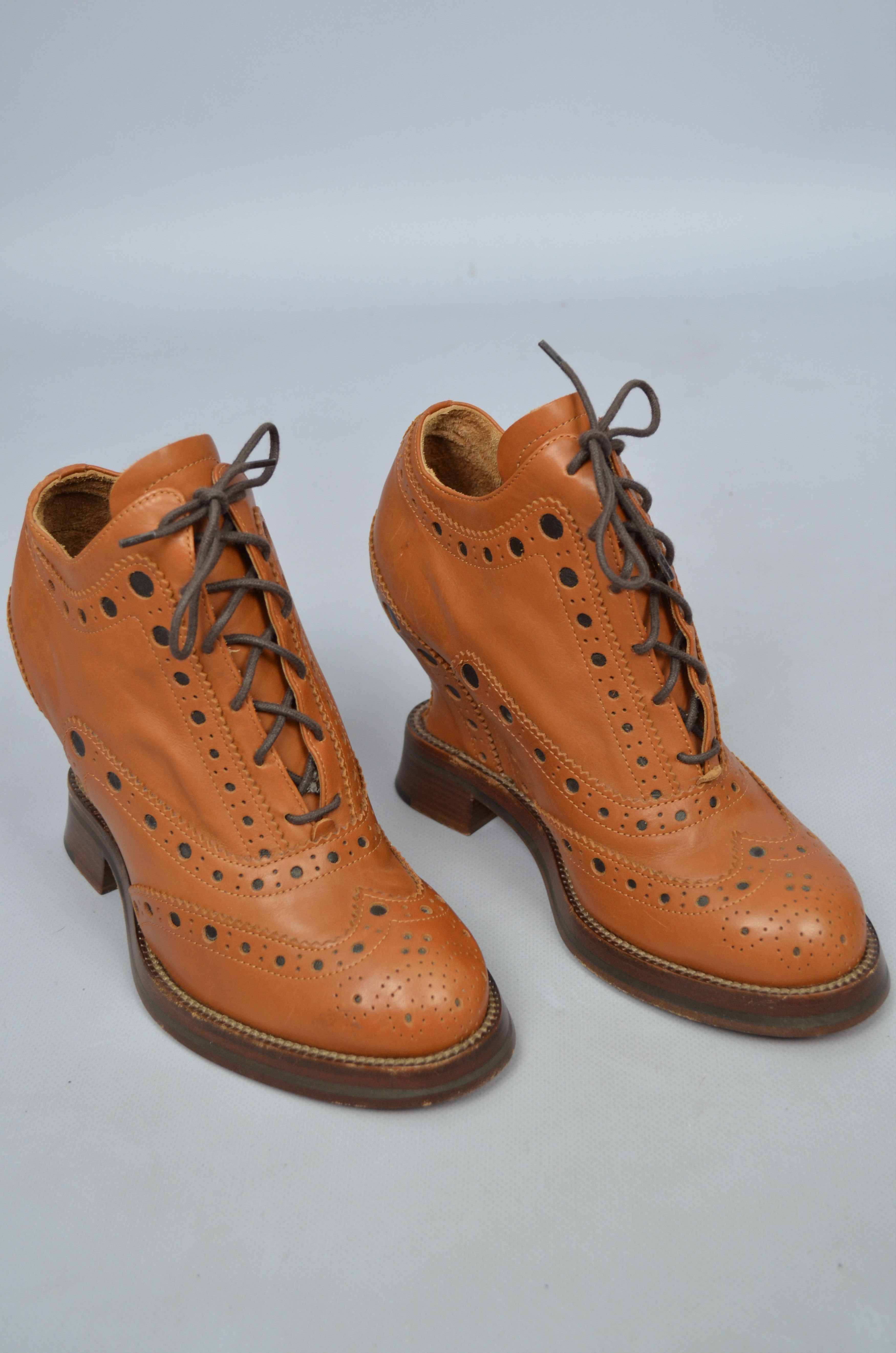 Acne Studios × Designer Acne Studios Spin Brogue Wedge Boots In Leather Size 37/US7 Size US 7 / IT 37 - 9 Thumbnail