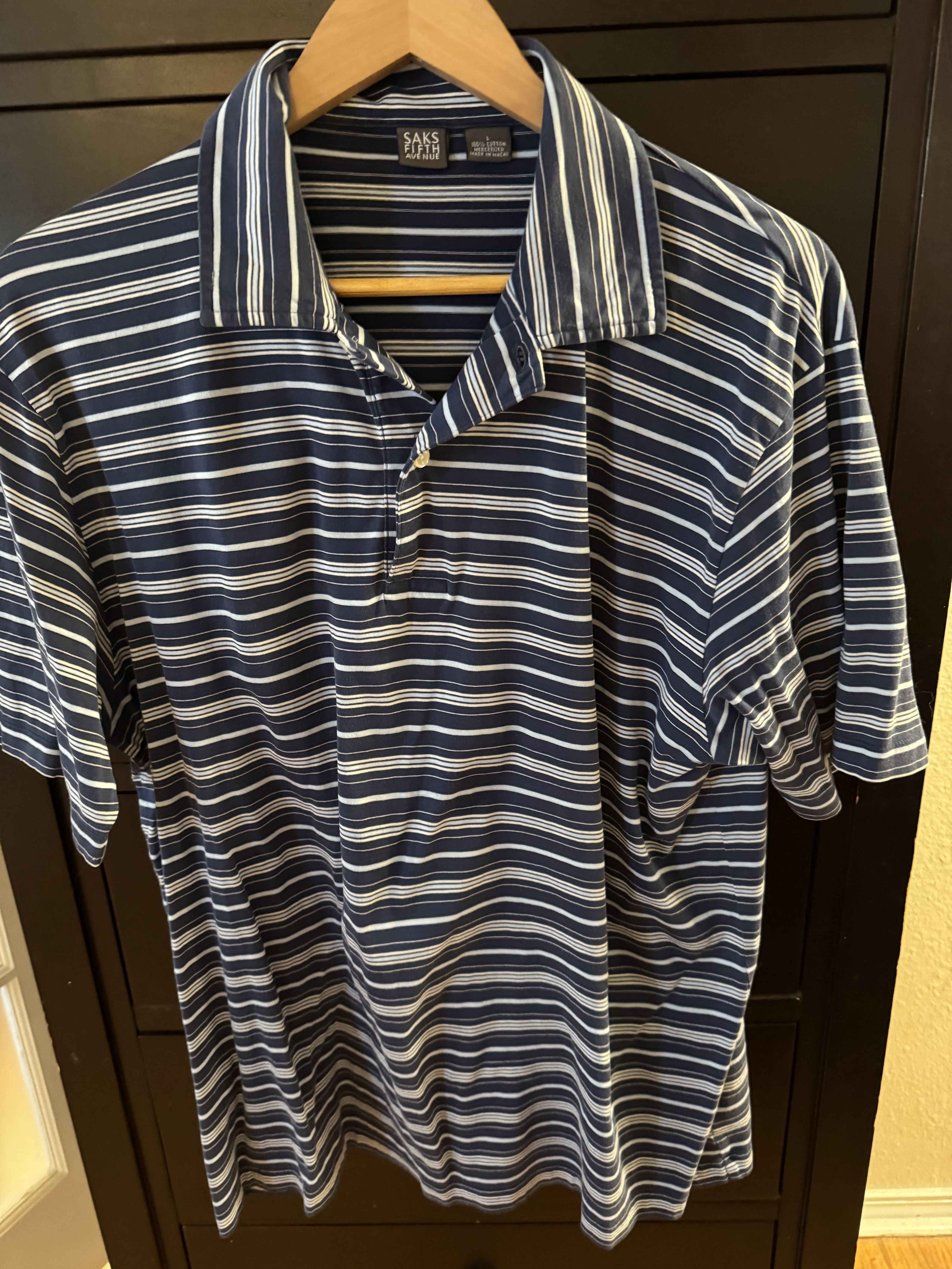 Saks Fifth Avenue Saks Fifth Avenue stripped polo. US L. No defects. Size US L / EU 52-54 / 3 - 1 Thumbnail