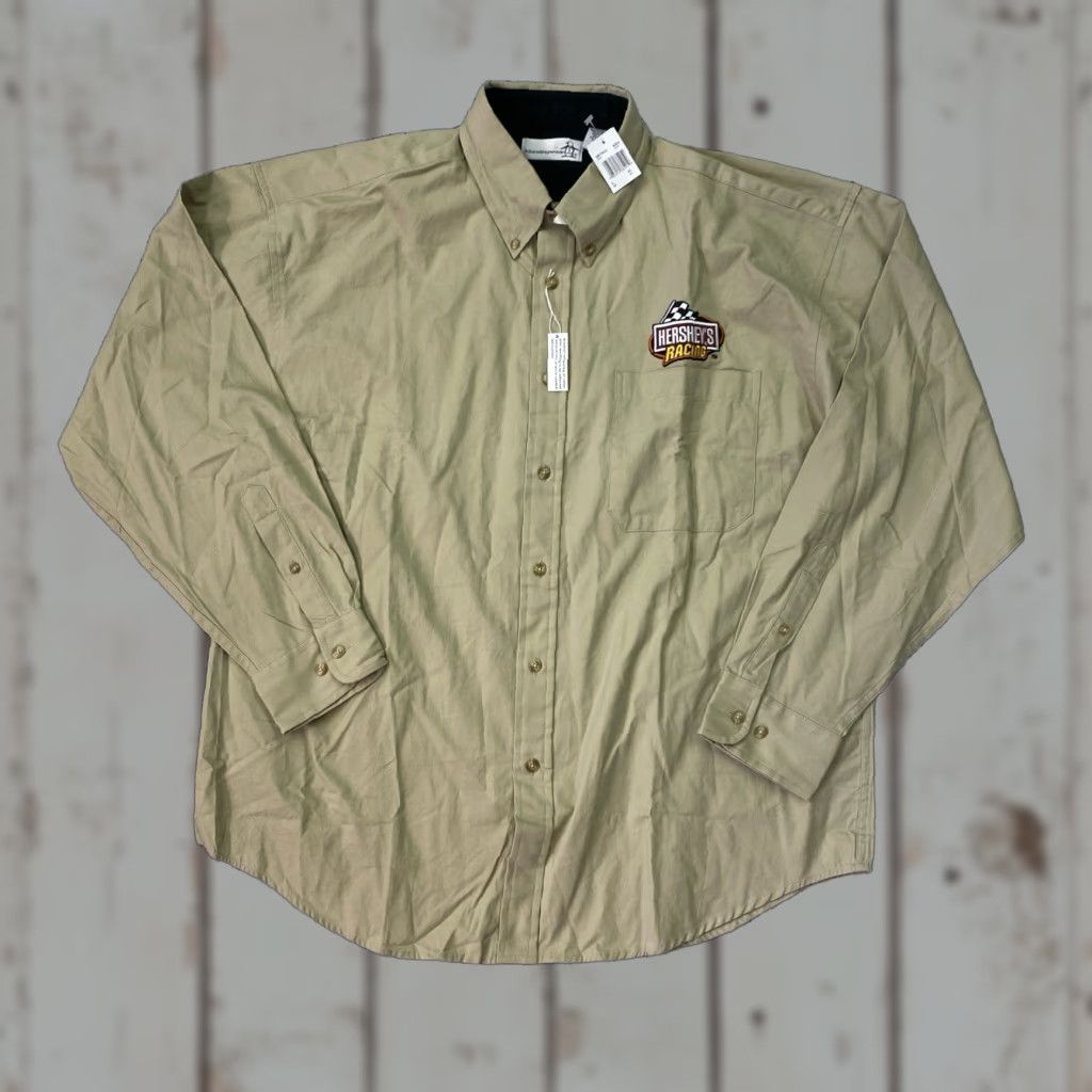 Vintage VINTAGE Hershey's Racing NASCAR Promotional Tan Long Sleeve Shirt Large NWT MunsingWear Men Button-Up Size US L / EU 52-54 / 3 - 1 Thumbnail