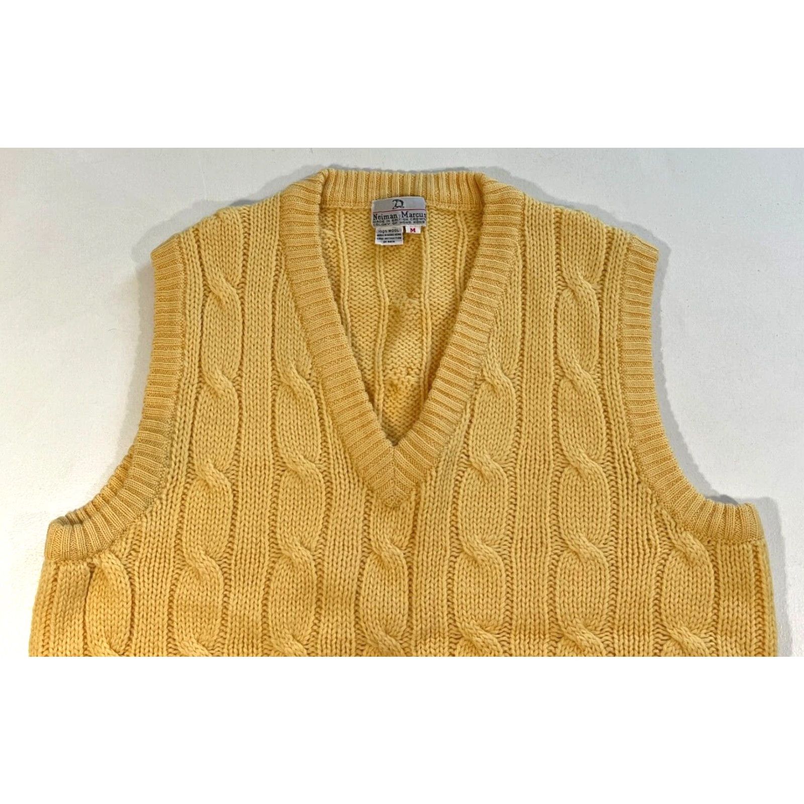 Neiman Marcus VINTAGE Neiman Marcus Men's Sweater Vest Shirt 90s Preppy Yellow Wool Knit Vest Mens M Size US M / EU 48-50 / 2 - 5 Thumbnail
