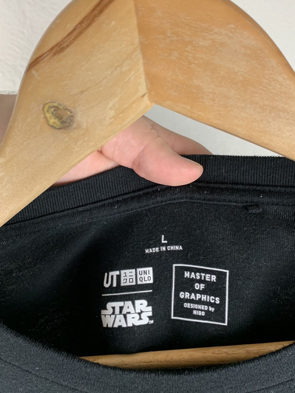 Uniqlo Uniqlo Star Wars T-Shirt Uniqlo Tee Japanese Logo Style L Size US L / EU 52-54 / 3 - 5 Thumbnail