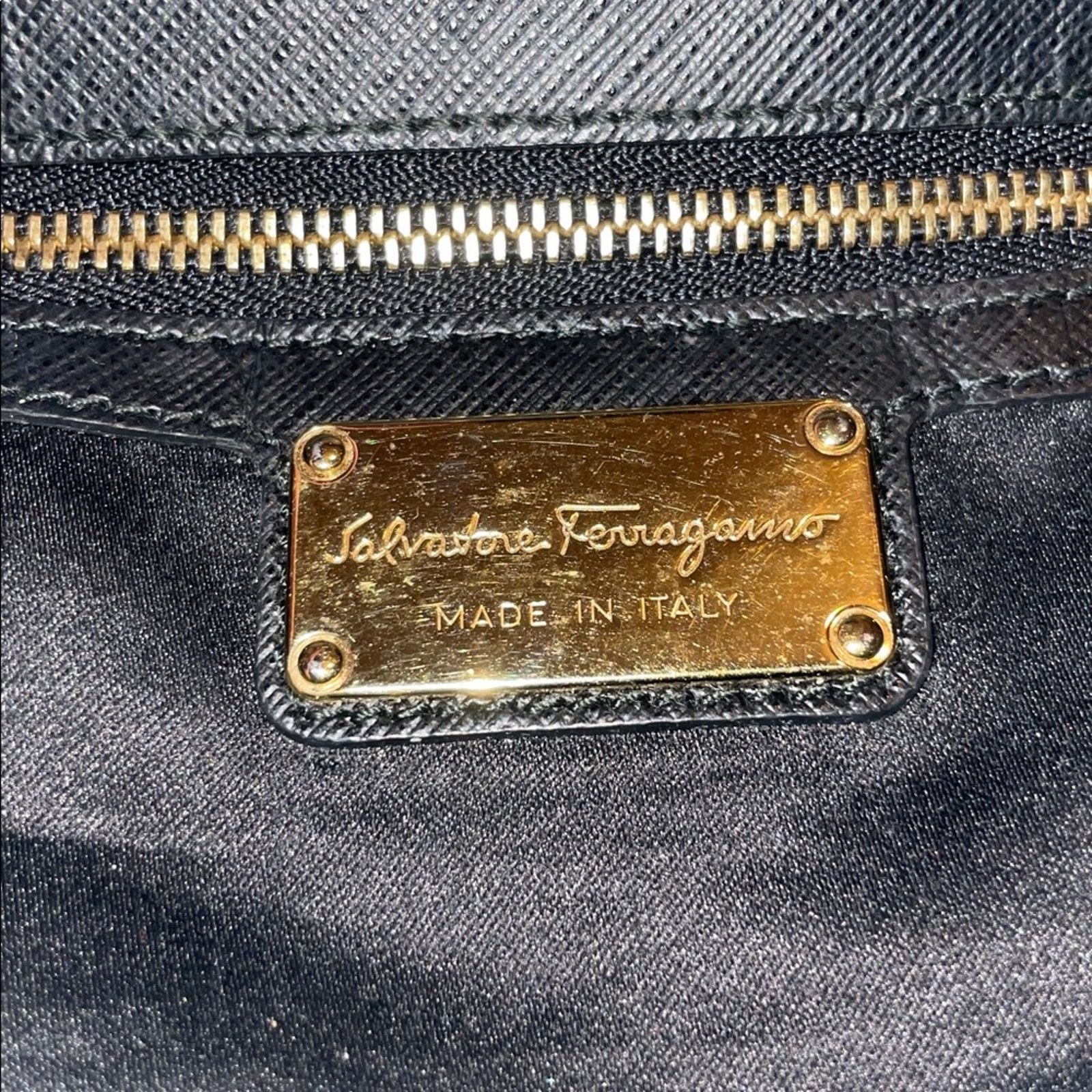 Salvatore Ferragamo Ferragamo Melike Vara Bow Leather Tote Black Size ONE SIZE - 15 Thumbnail