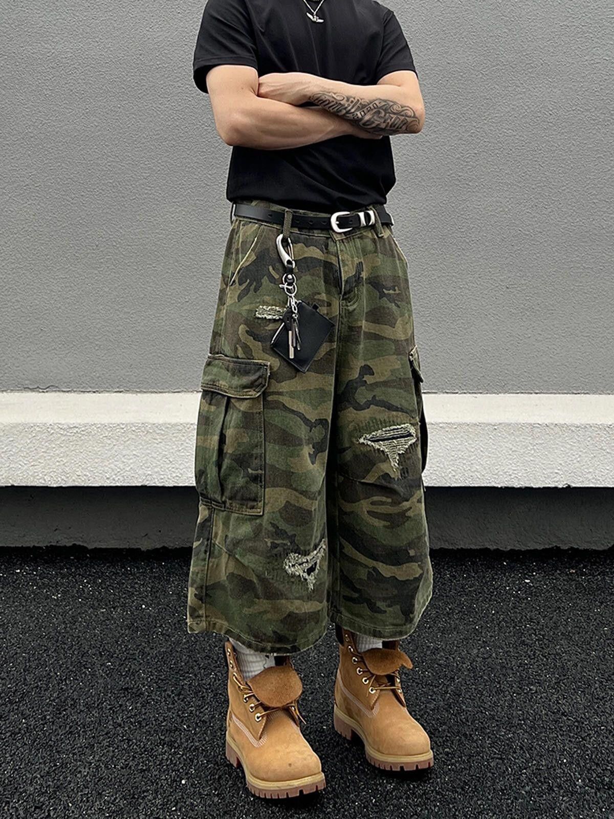 Other Camo Distressed Cargo Jorts, Baggy Ripped Shorts Size US 32 / EU 48 - 5 Thumbnail