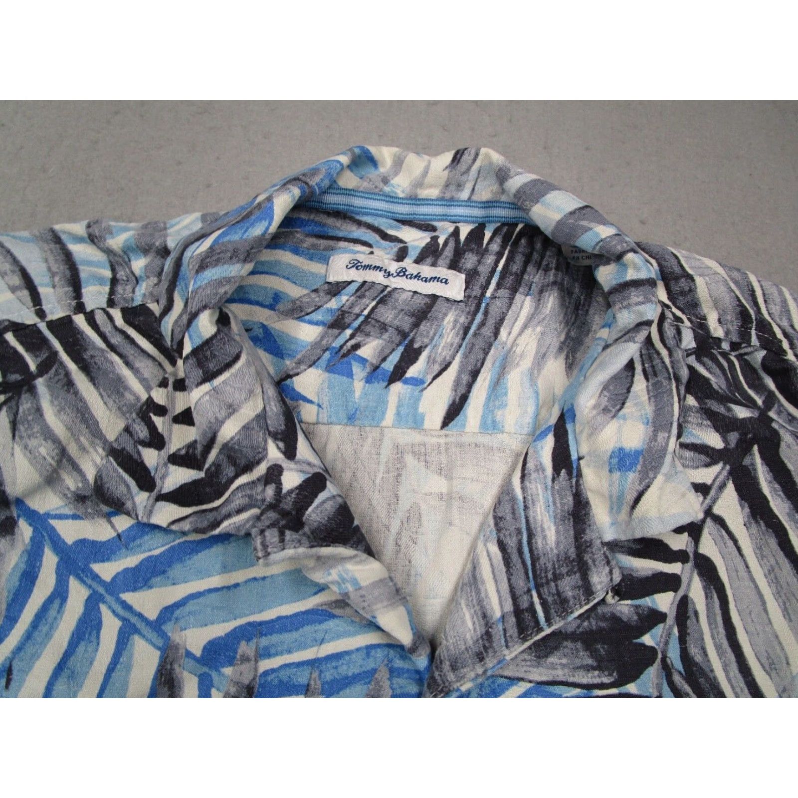 Tommy Bahama Tommy Bahama Mens Large Blue Floral Short Sleeve Silk Button Up Shirt Size US L / EU 52-54 / 3 - 3 Thumbnail