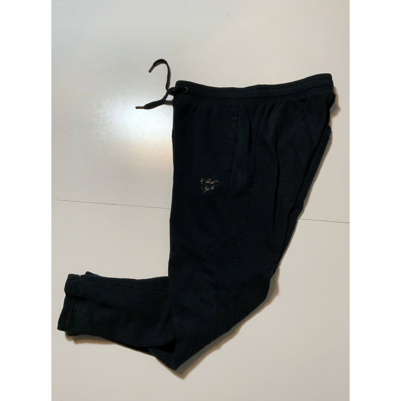 Puma Puma Clyde Walt Frazier 1973 Black Signature Tapered Drawstring Sweatpants Sz. L Mens Regular Pants Size US 33 - 3 Thumbnail