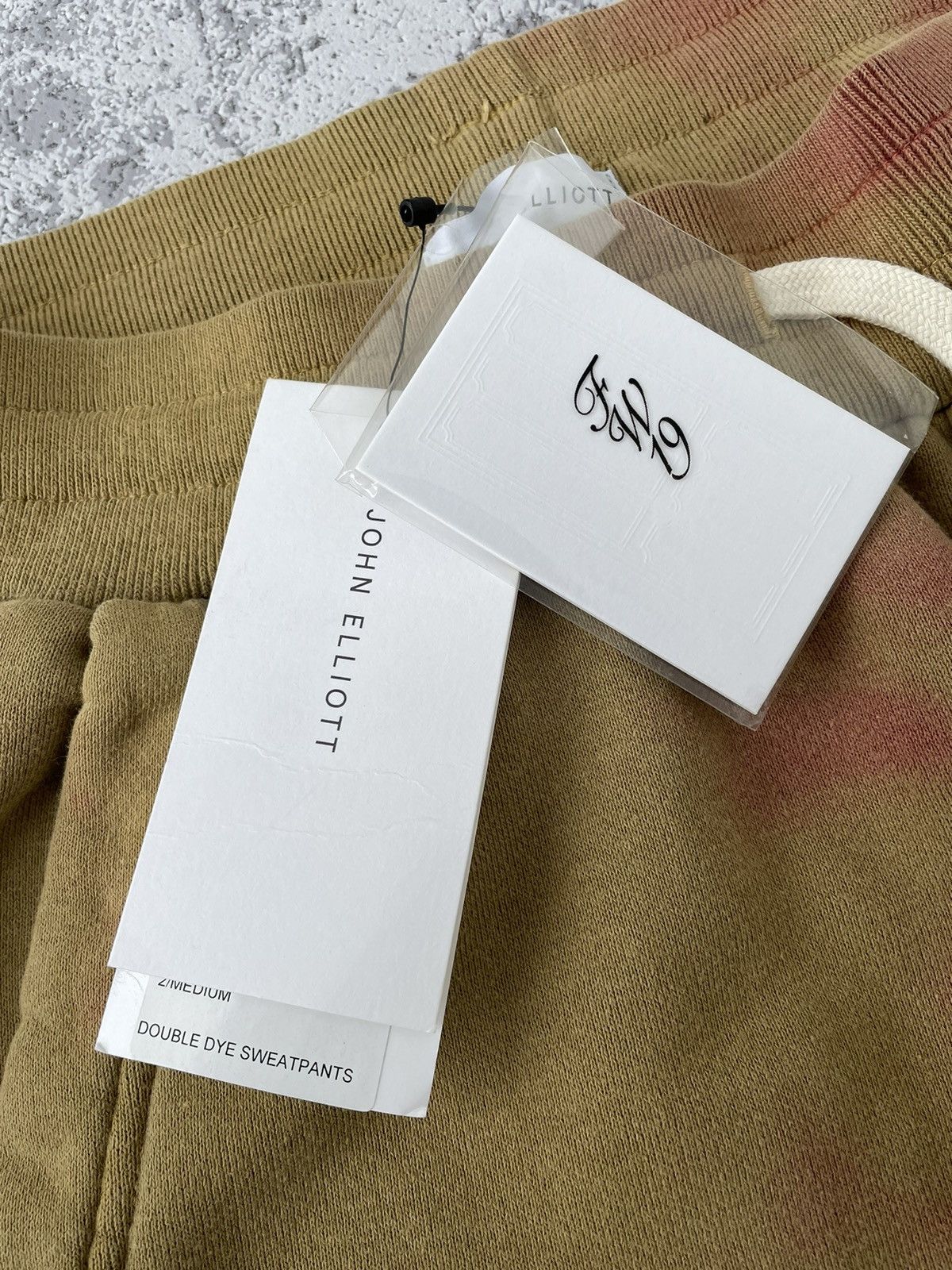 John Elliott John Elliott FW19 Double Dye Suit ( Sweatpants + Hoodie ) Size US M / EU 48-50 / 2 - 9 Thumbnail